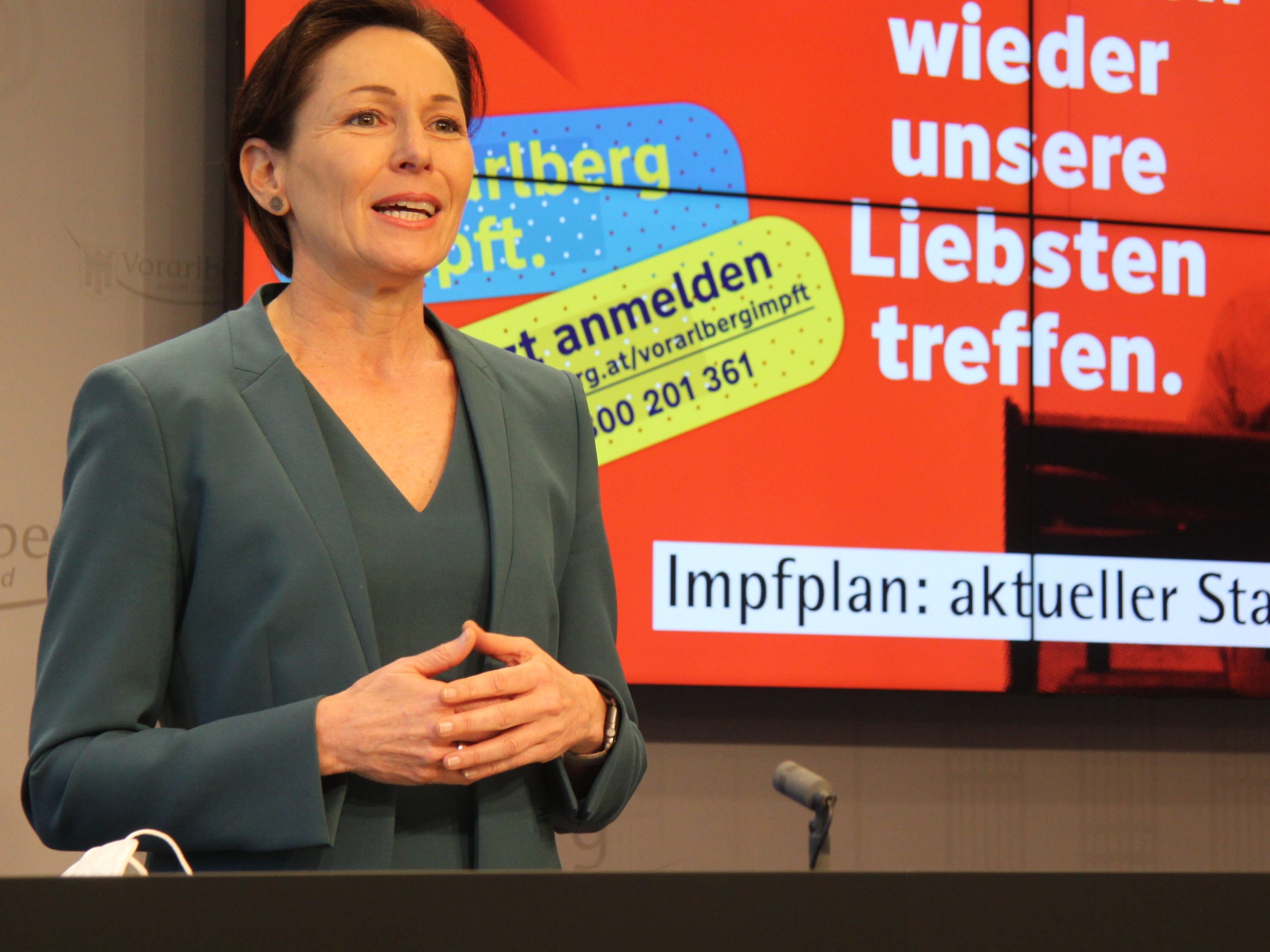 Landesrätin Rüscher appelliert wieder an die Bevölkerung sich impfen zu lassen und die Impftermine einzuhalten. Landesrätin Rüscher appelliert wieder an die Bevölkerung sich impfen zu lassen und die Impftermine einzuhalten.