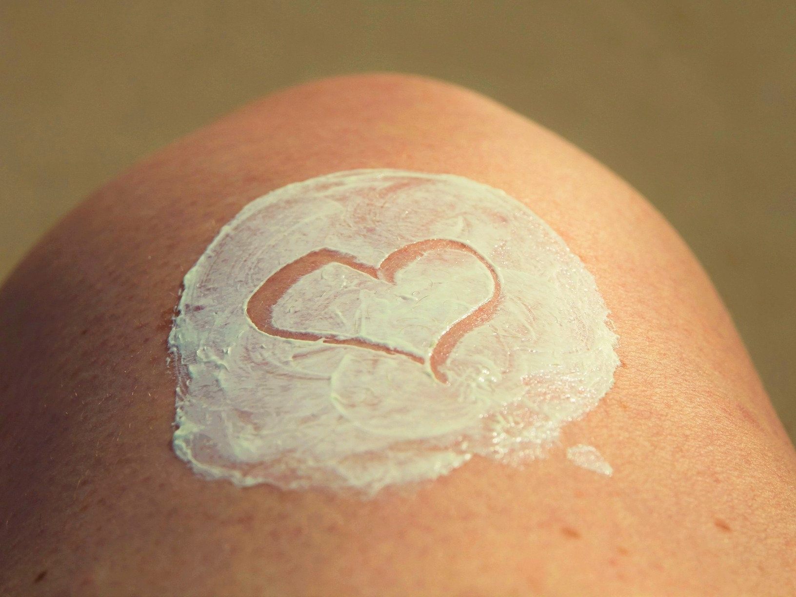 Es gibt viele Mythen rund um Sonnencreme.