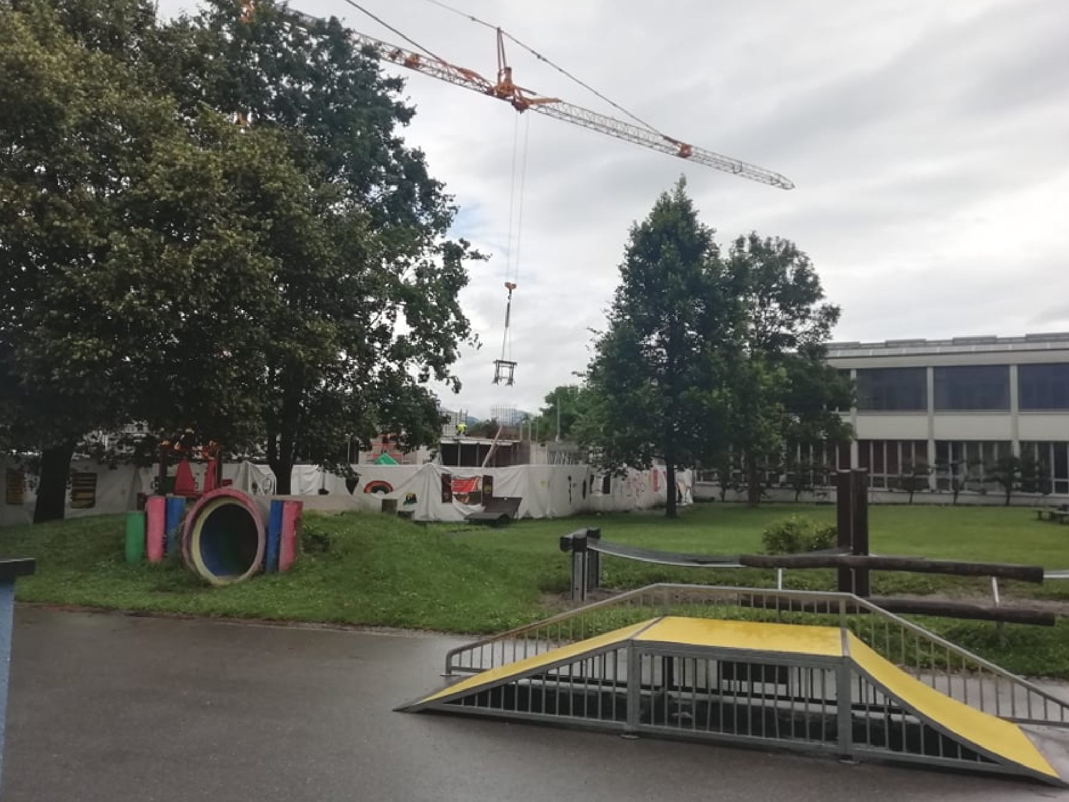 ur Finanzierung der neuen Volksschule und des Musikprobelokals ist die Aufnahme eines Darlehens notwendig ur Finanzierung der neuen Volksschule und des Musikprobelokals ist die Aufnahme eines Darlehens notwendig