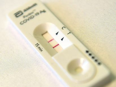 Zahl der positiven Tests erneut über dem Sieben-Tages-Schnitt Zahl der positiven Tests erneut über dem Sieben-Tages-Schnitt