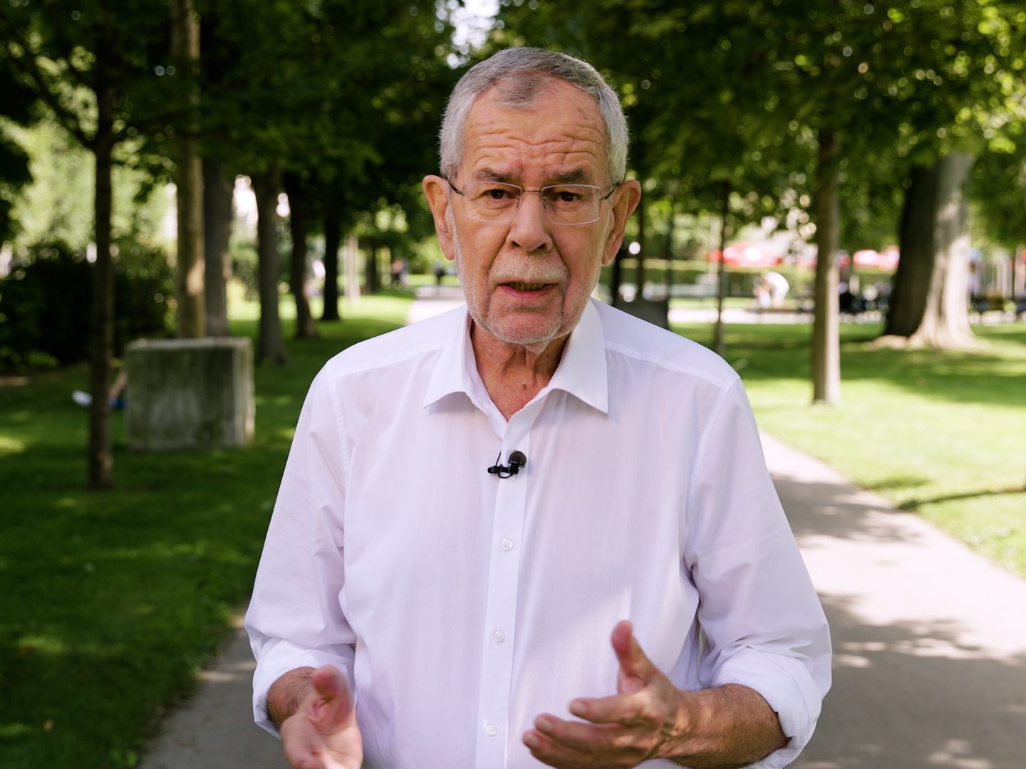 Bundespräsident Alexander Van der Bellen hat sich in puncto Corona-Impfung an die Menschen gewandt. Bundespräsident Alexander Van der Bellen hat sich in puncto Corona-Impfung an die Menschen gewandt.