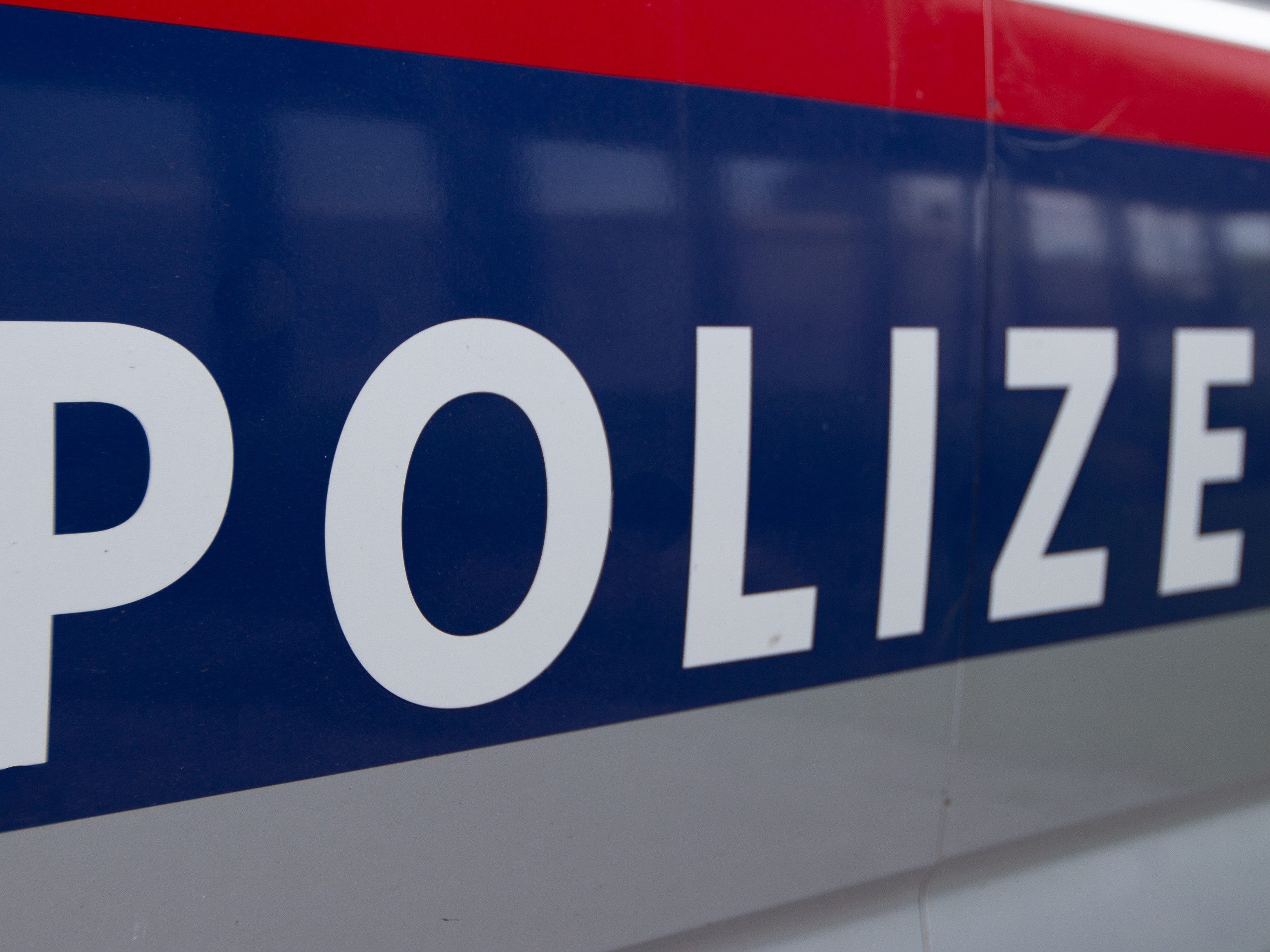 Zur Sperre einer Polizeiinspektion kam es in Wien-Alsergrund.