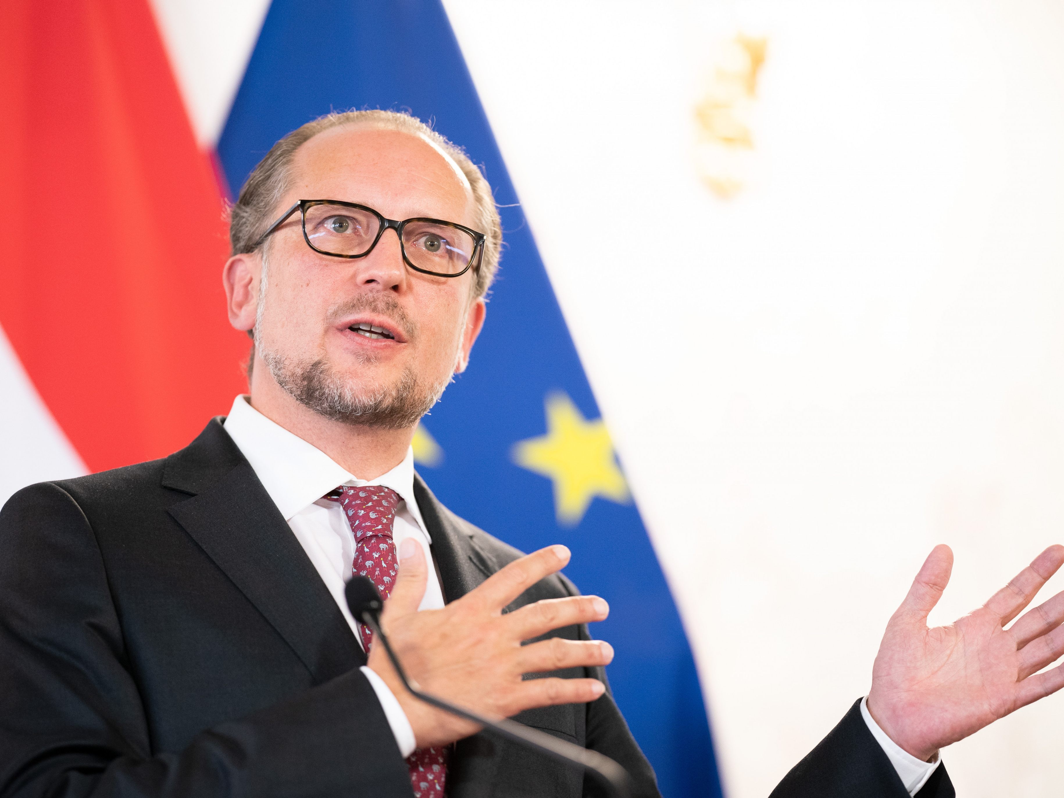Bisher 76 Personen von Afghanistan nach Österreich evakuiert. Bisher 76 Personen von Afghanistan nach Österreich evakuiert.
