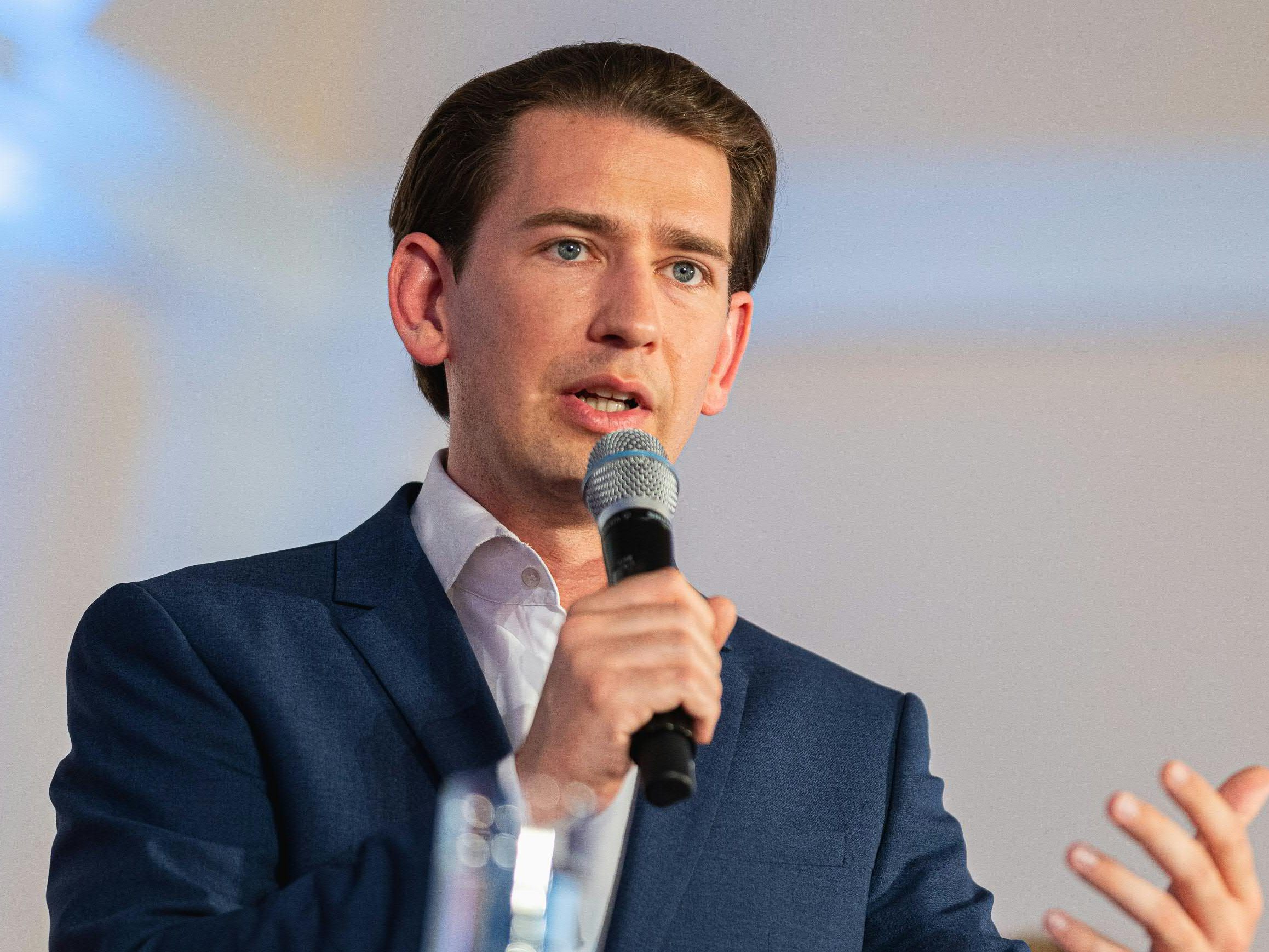 Kanzler Kurz sprach sich nochmals gegen die Aufnahme von Flüchtlingen aus Afghanistan aus. Kanzler Kurz sprach sich nochmals gegen die Aufnahme von Flüchtlingen aus Afghanistan aus.