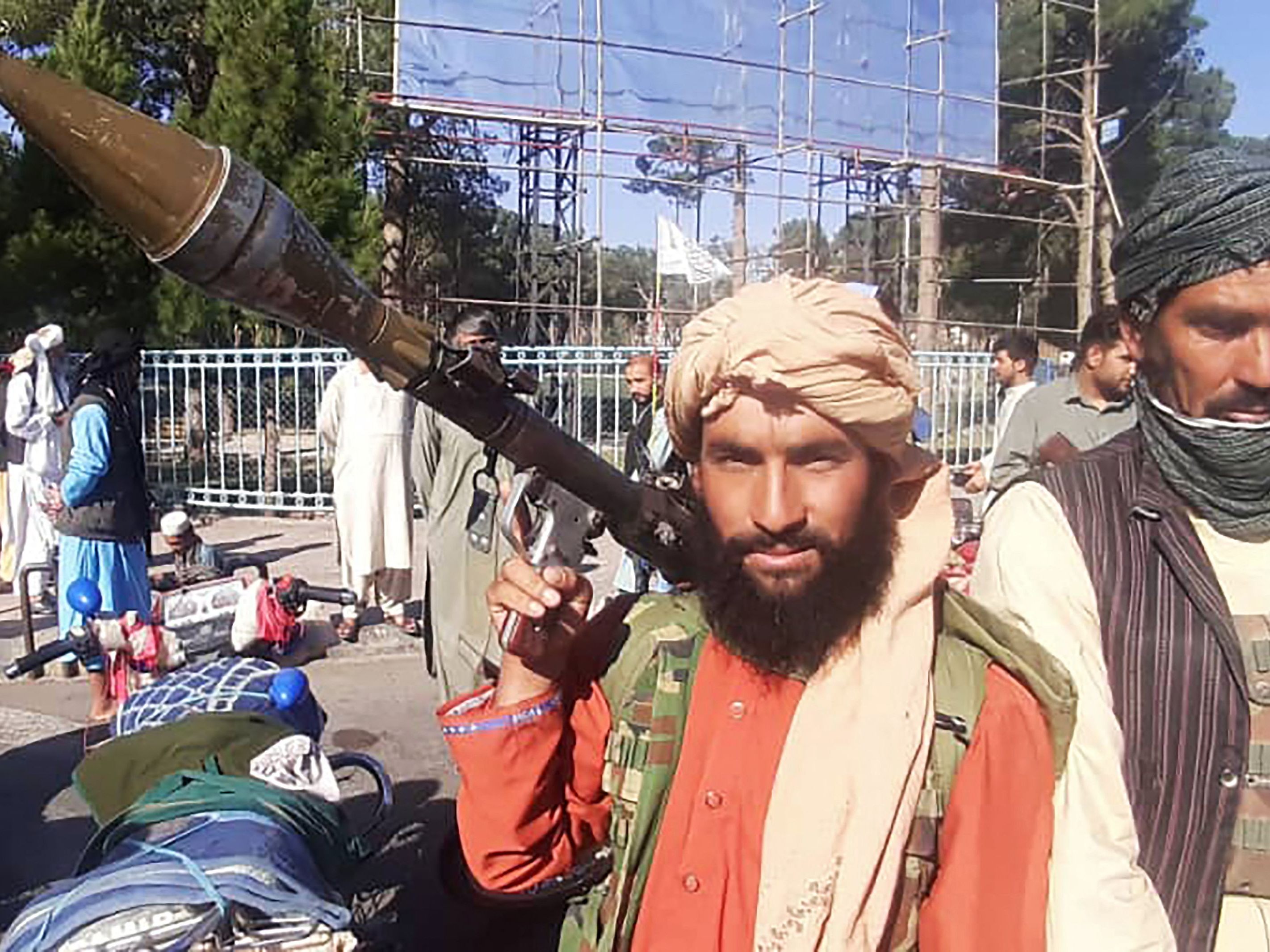 Pul-i Alam liegt nur rund 70 Kilometer südlich der Hauptstadt Kabul Pul-i Alam liegt nur rund 70 Kilometer südlich der Hauptstadt Kabul