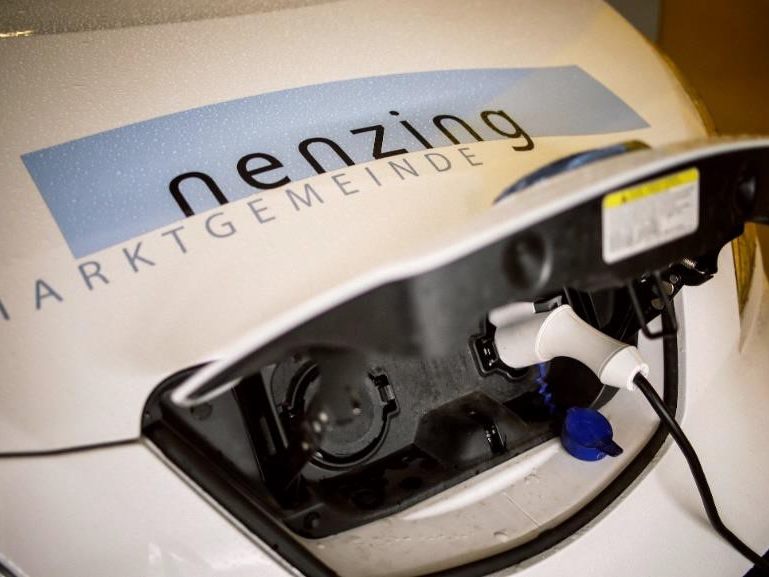 Gemeinsam mit dem Projektpartner „Caruso“ richtet Nenzing einen Carsharing-Standort direkt im Zentrum von Nenzing ein. Gemeinsam mit dem Projektpartner „Caruso“ richtet Nenzing einen Carsharing-Standort direkt im Zentrum von Nenzing ein.