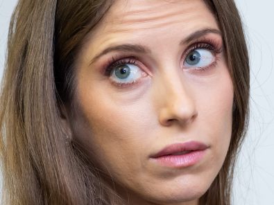 Cathy Hummels - Mats soll schon eine Neue daten! Ihre Reaktion: Sie zeigt sich halbnackt. Cathy Hummels - Mats soll schon eine Neue daten! Ihre Reaktion: Sie zeigt sich halbnackt.