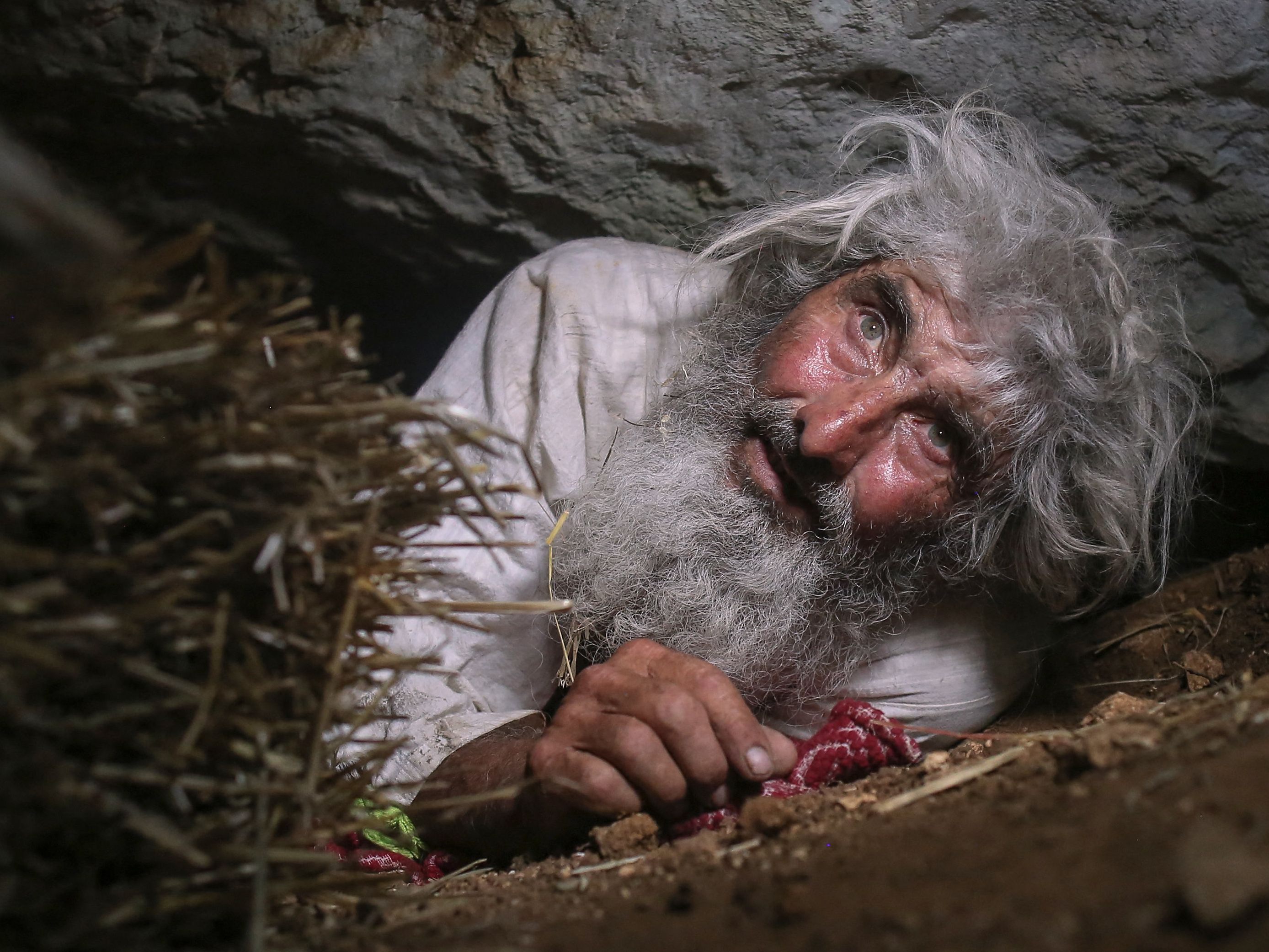 Panta Petrovic lebt in einer Berghöhle.