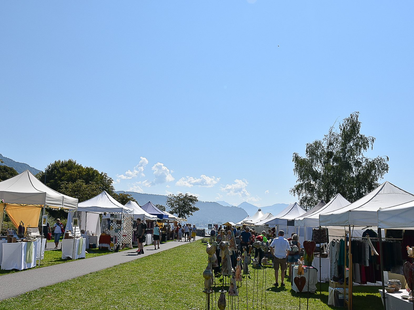 Der Lochauer Kunstmarkt Am Kaiserstrand