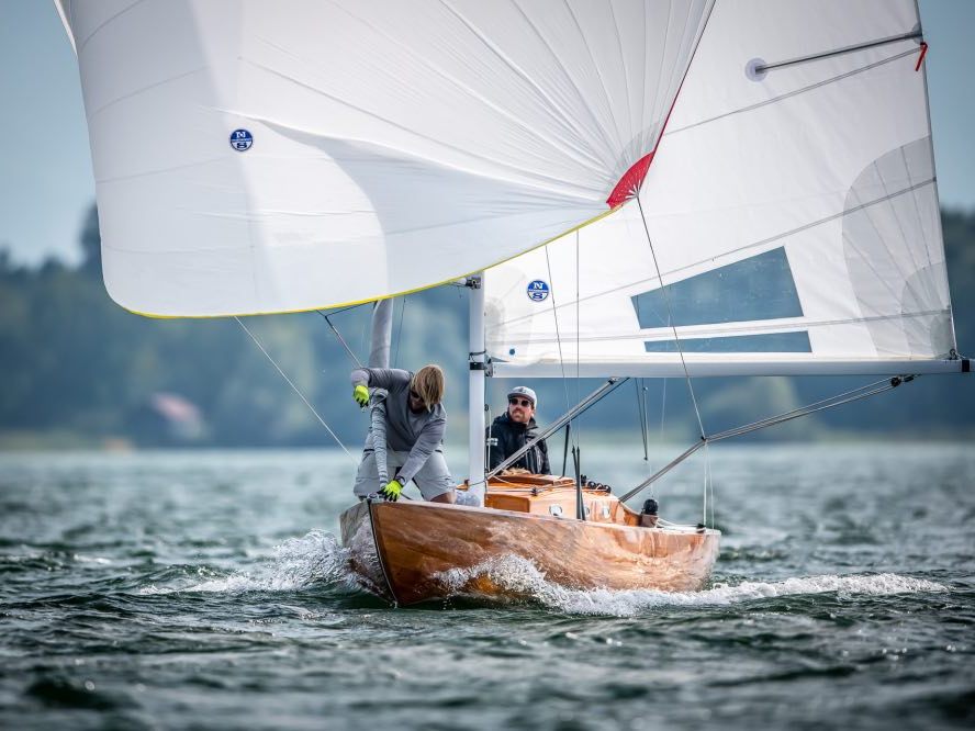 Veith Hemmeter, mit einer der jüngsten Crews, fährt den Sieg nach Lindau heim Veith Hemmeter, mit einer der jüngsten Crews, fährt den Sieg nach Lindau heim