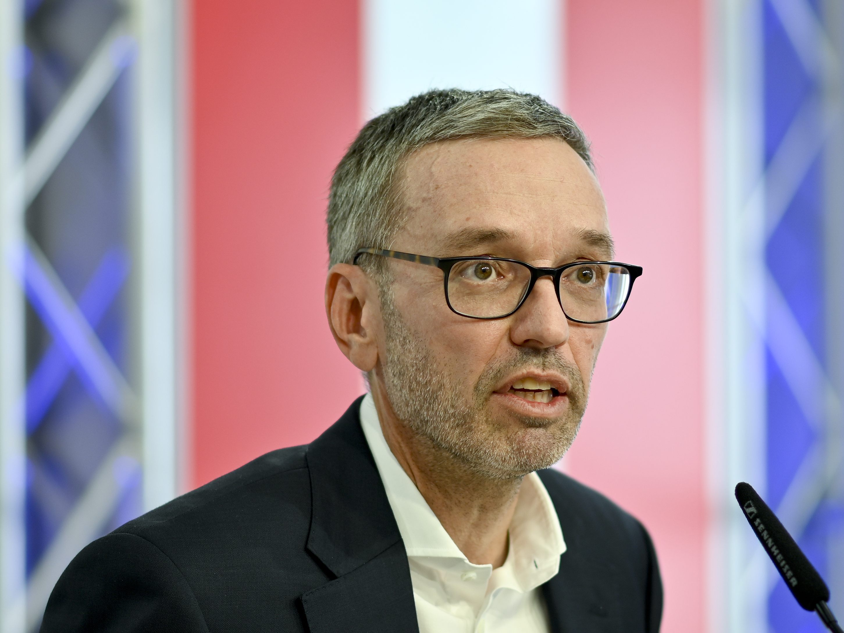 Herbert Kickl möchte ein Einfrieren von Energiepreisen bestimmter Versorger.