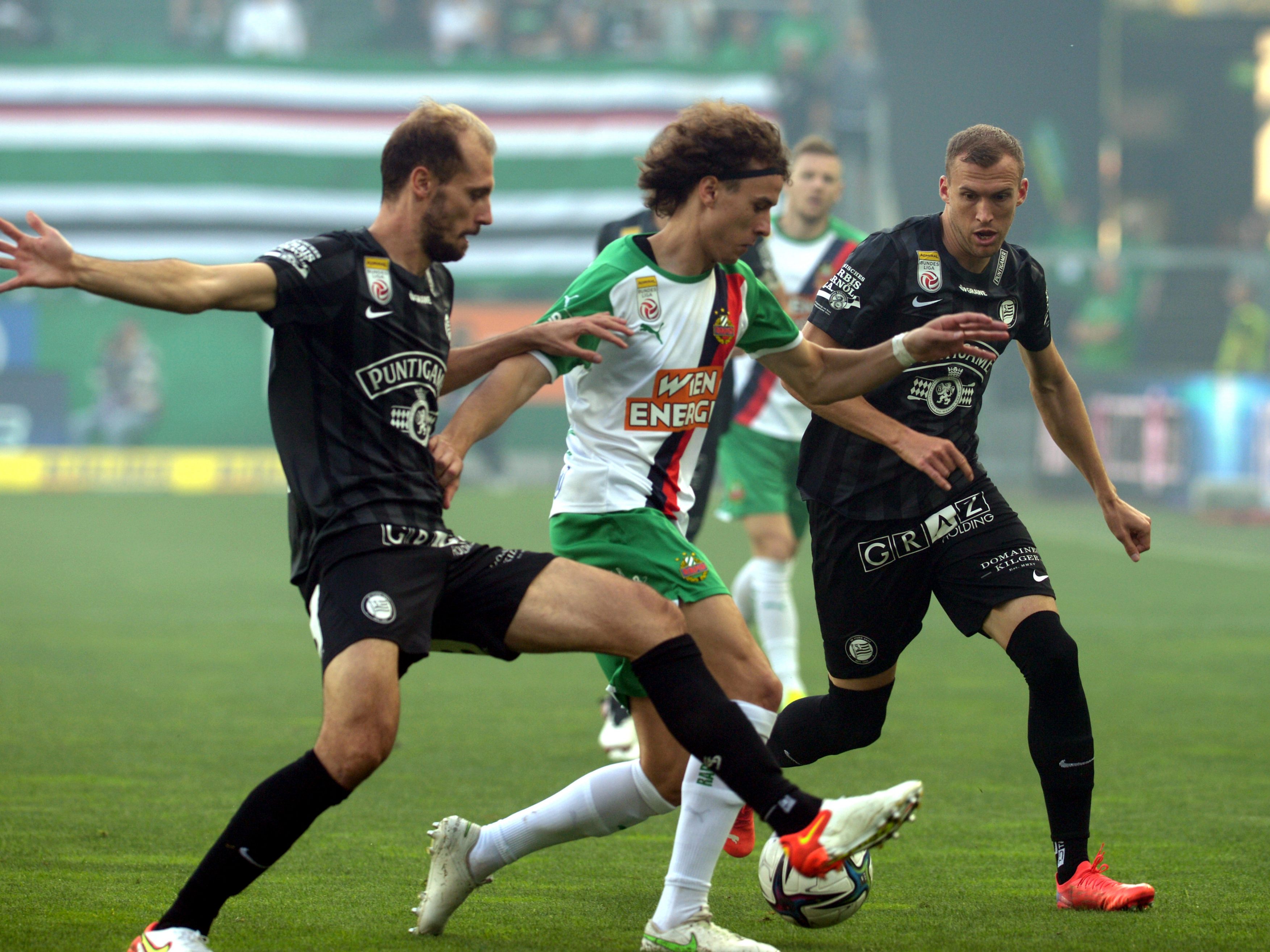 Sturm Graz siegte bei Rapid Wien 3:0. Sturm Graz siegte bei Rapid Wien 3:0.