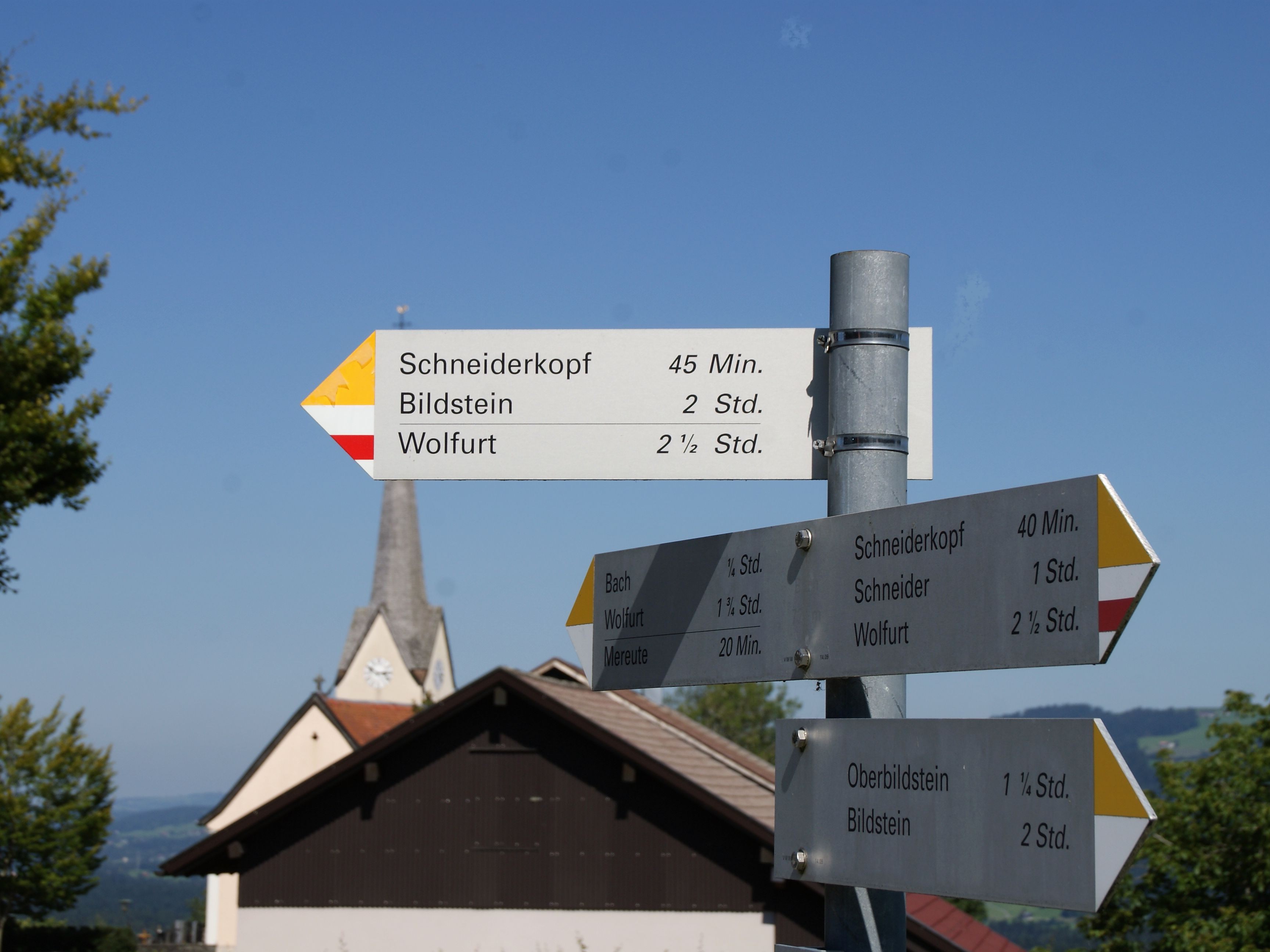 Natur-, Berg- und Wanderfreunde pilgern zur Freiluftmesse am 12. September auf den Bucher Hausberg Schneiderkopf. Natur-, Berg- und Wanderfreunde pilgern zur Freiluftmesse am 12. September auf den Bucher Hausberg Schneiderkopf.