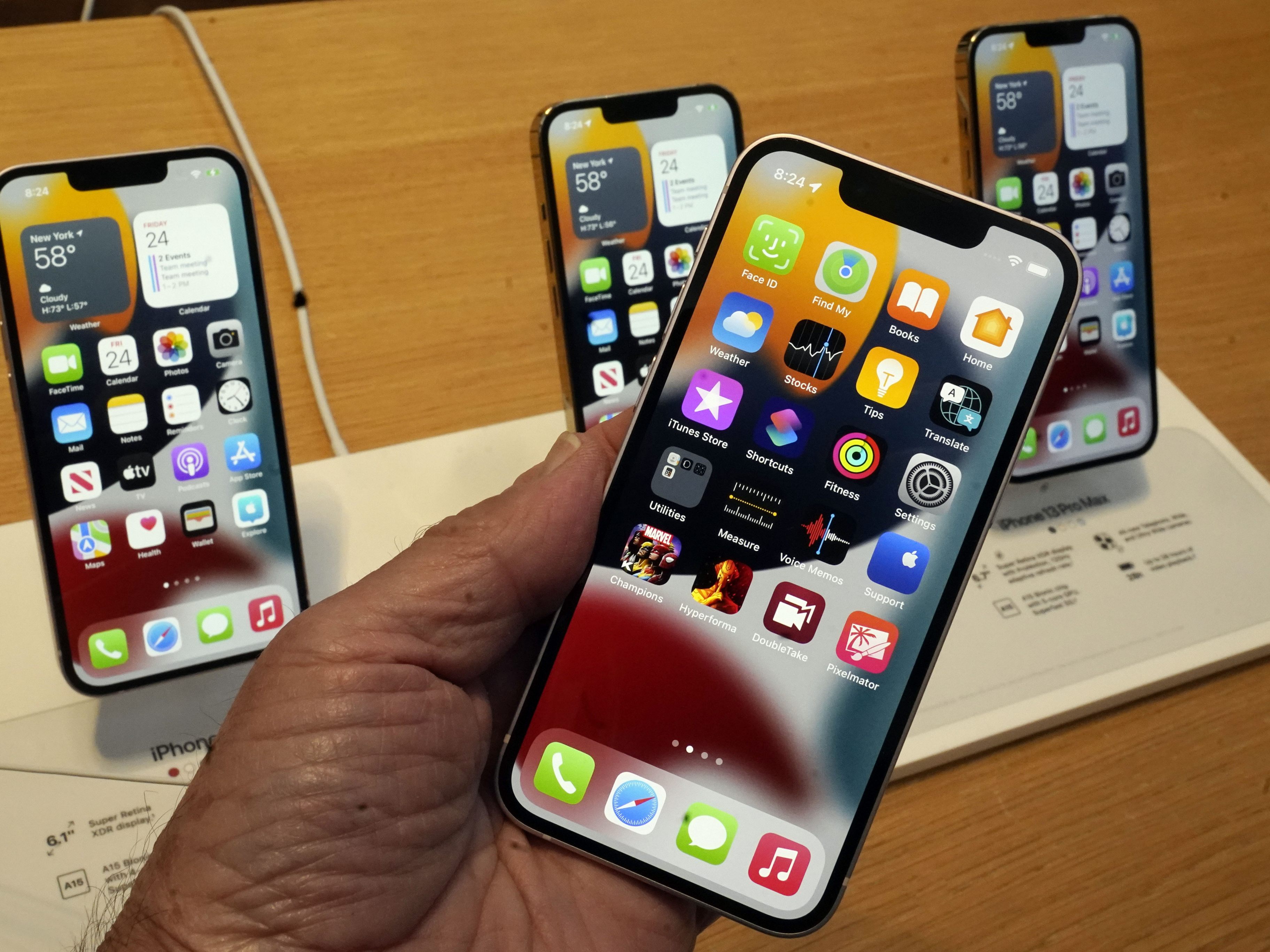 Das "i" bei neuen Apple-Produkten dürfte Geschichte sein. Das "i" bei neuen Apple-Produkten dürfte Geschichte sein.