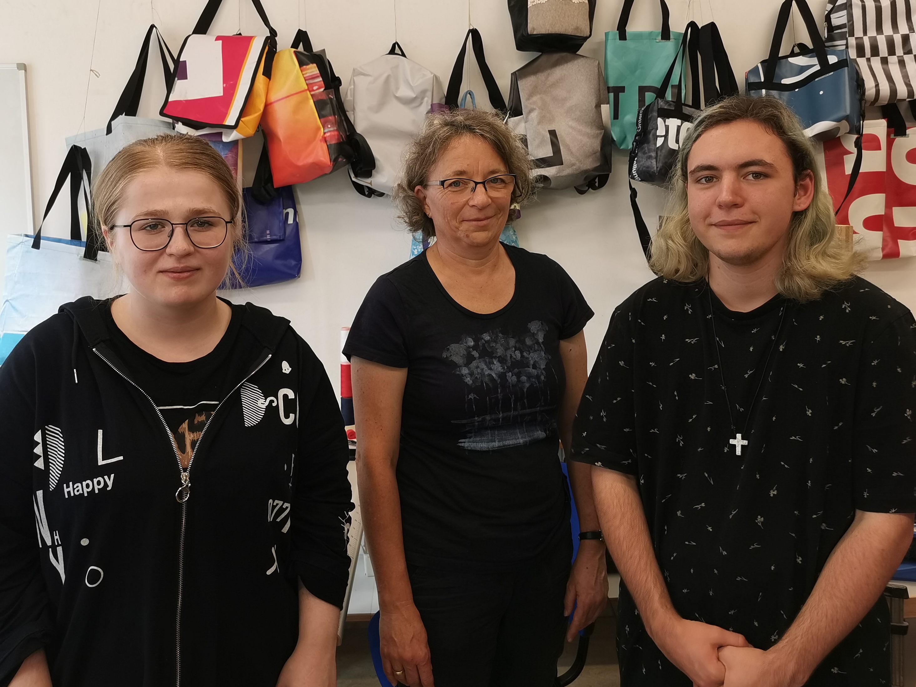 Birgit Fleisch (Mitte), Medina (l) und Lloyd freuen sich über die Kooperation mit dem Stadtmuseum. Birgit Fleisch (Mitte), Medina (l) und Lloyd freuen sich über die Kooperation mit dem Stadtmuseum.