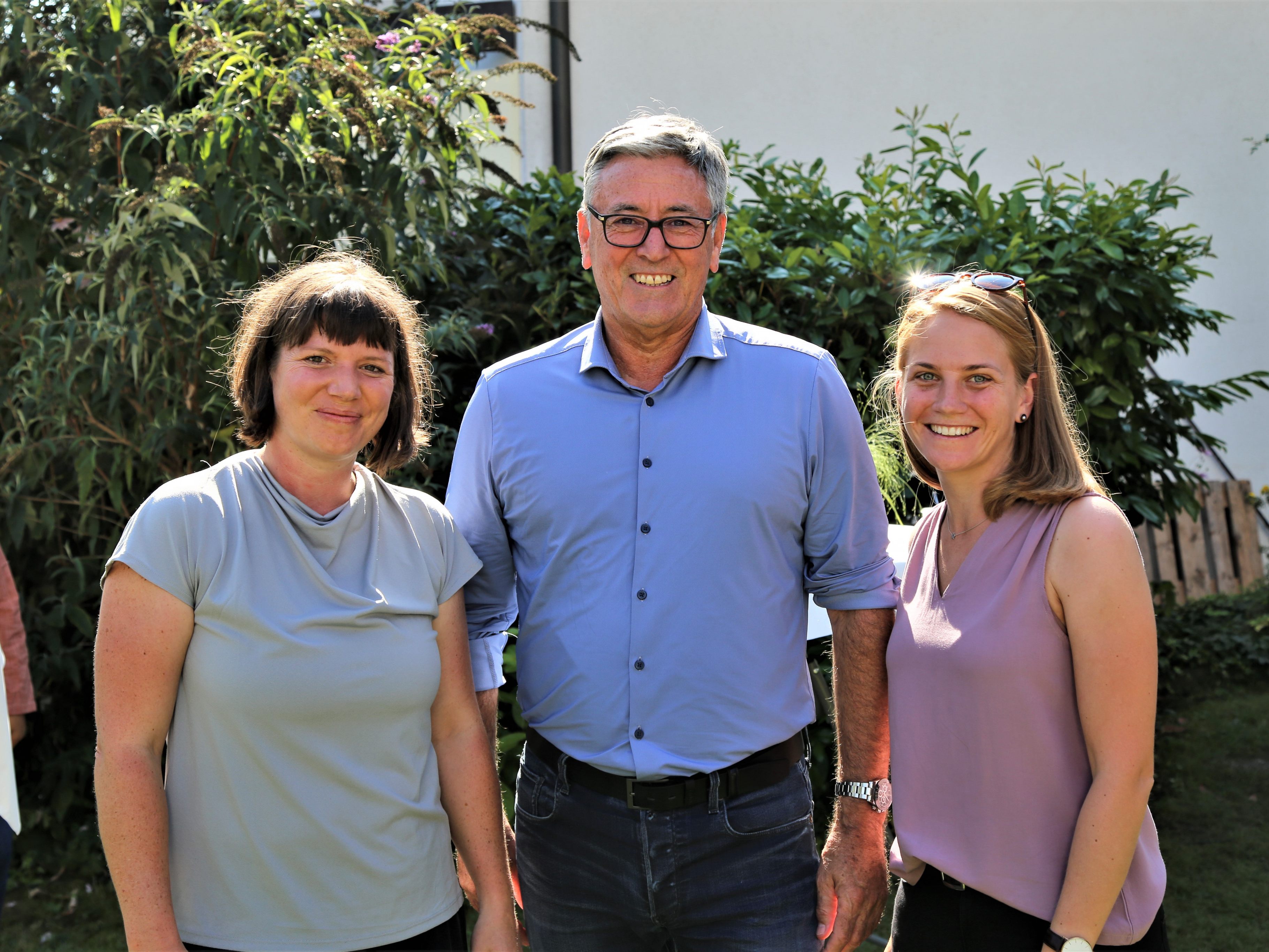 Claudia Marte, Bürgermeister Wolfgang Matt und Annika Moosbrugger. Claudia Marte, Bürgermeister Wolfgang Matt und Annika Moosbrugger.