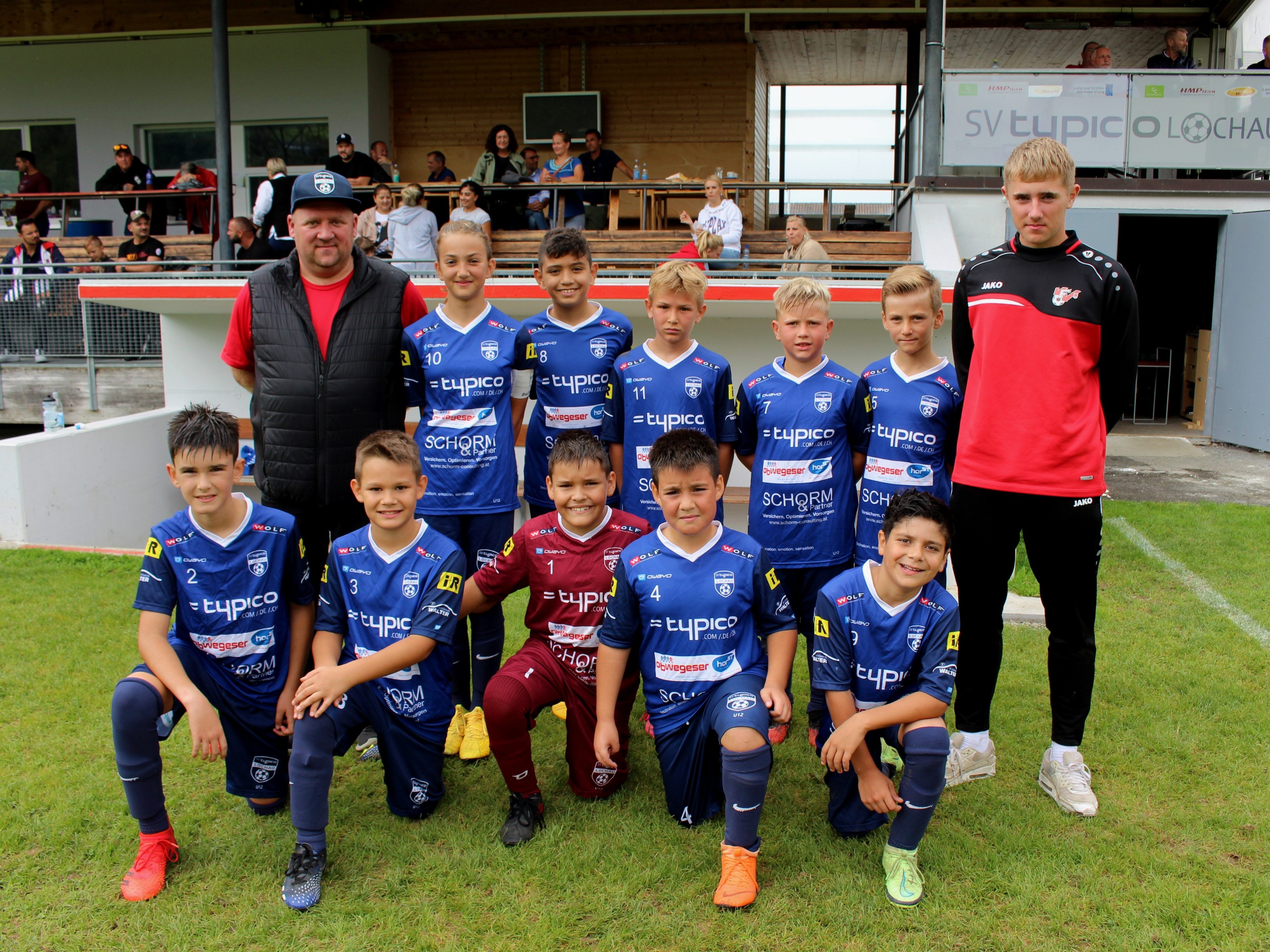 Mit sieben Nachwuchsmannschaften - im Bild die U11 - ist der SV typico Lochau beim Start der Vorarlberger Fußball-Nachwuchs-Meisterschaft 2021/22 aktiv mit dabei. Was fehlt ist ein lang gewünschter Kunstrasenplatz.