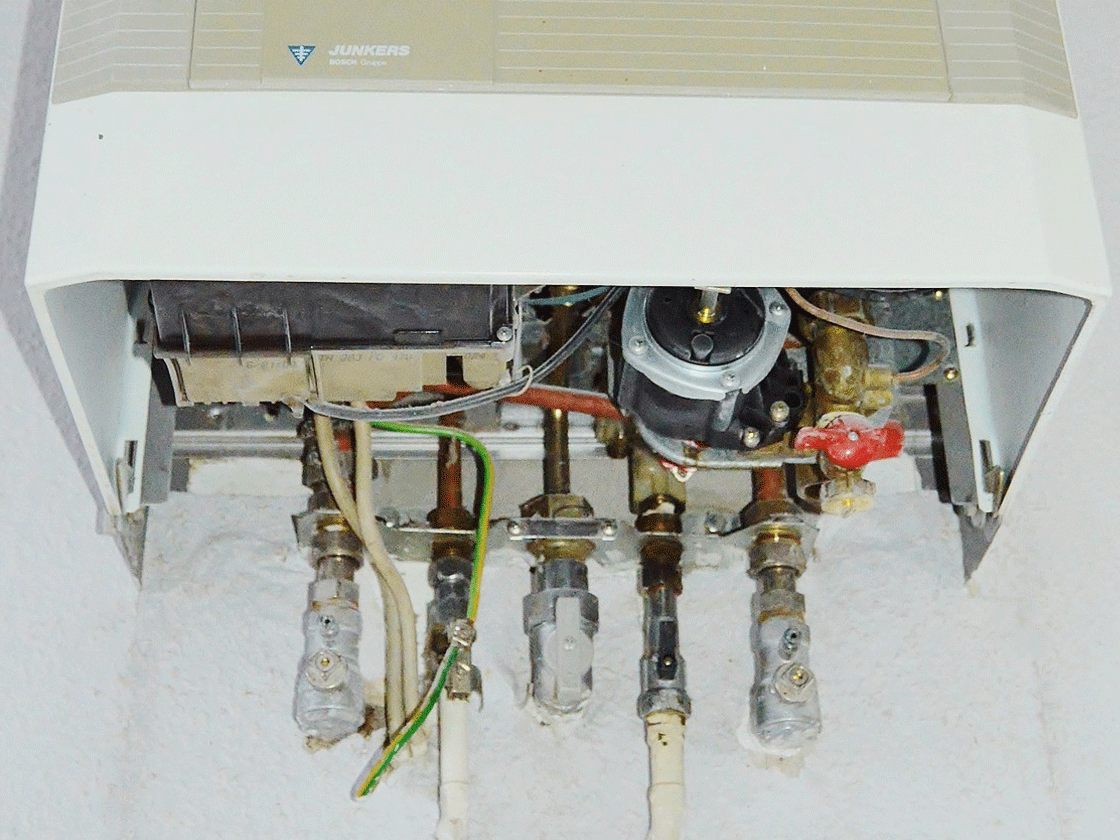 AK-Preismonitor: Installateure verlangen für ein Thermen-Service weniger als Werkskundendienste AK-Preismonitor: Installateure verlangen für ein Thermen-Service weniger als Werkskundendienste
