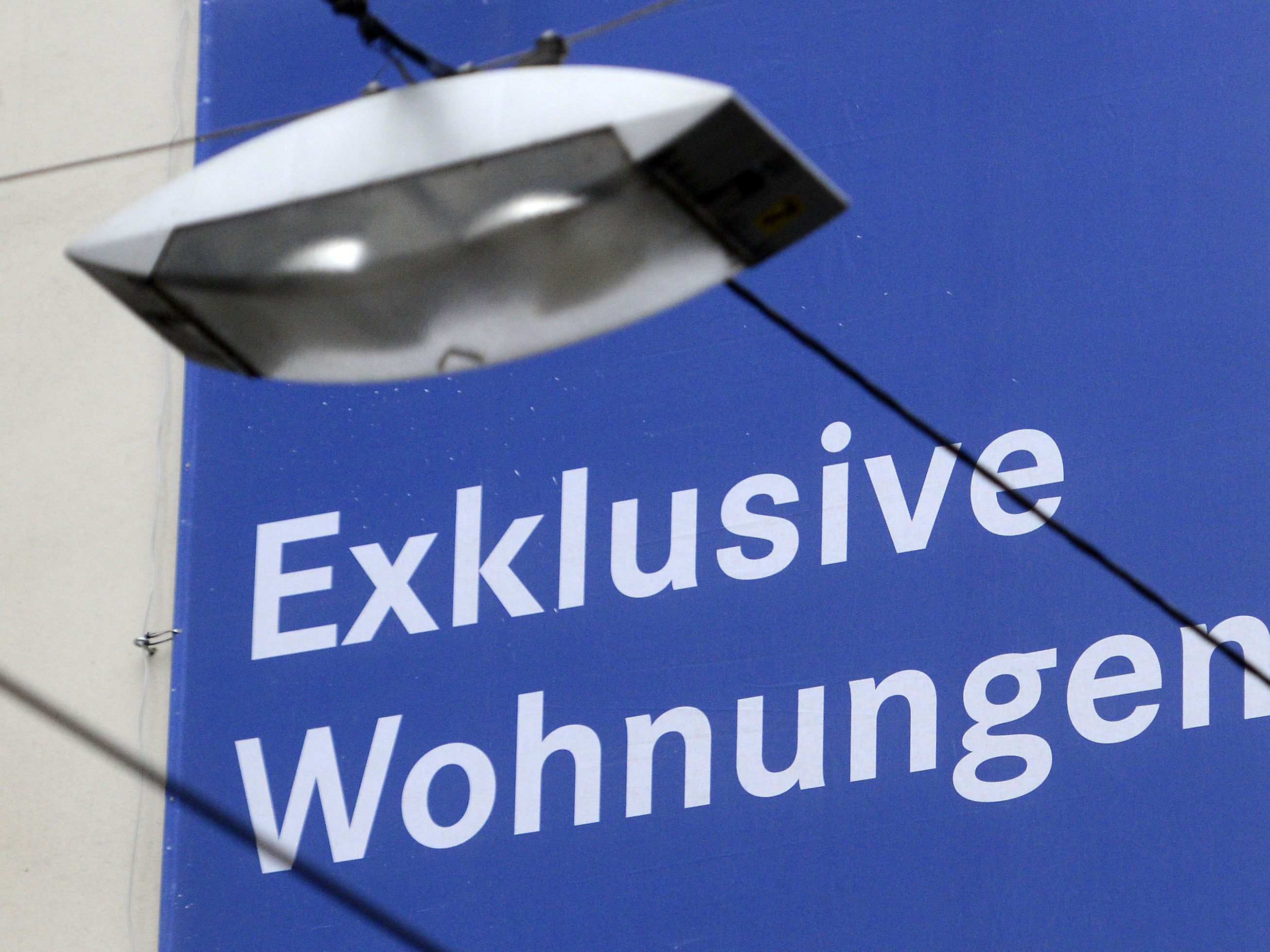 WG statt Garconniere zahlt sich finanziell aus. WG statt Garconniere zahlt sich finanziell aus.
