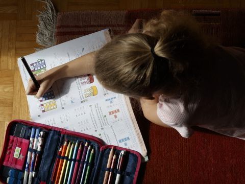 Die Stadt Wien will eine Bewilligungspflicht für die Abmeldung vom Schulunterricht einführen. Die Stadt Wien will eine Bewilligungspflicht für die Abmeldung vom Schulunterricht einführen.