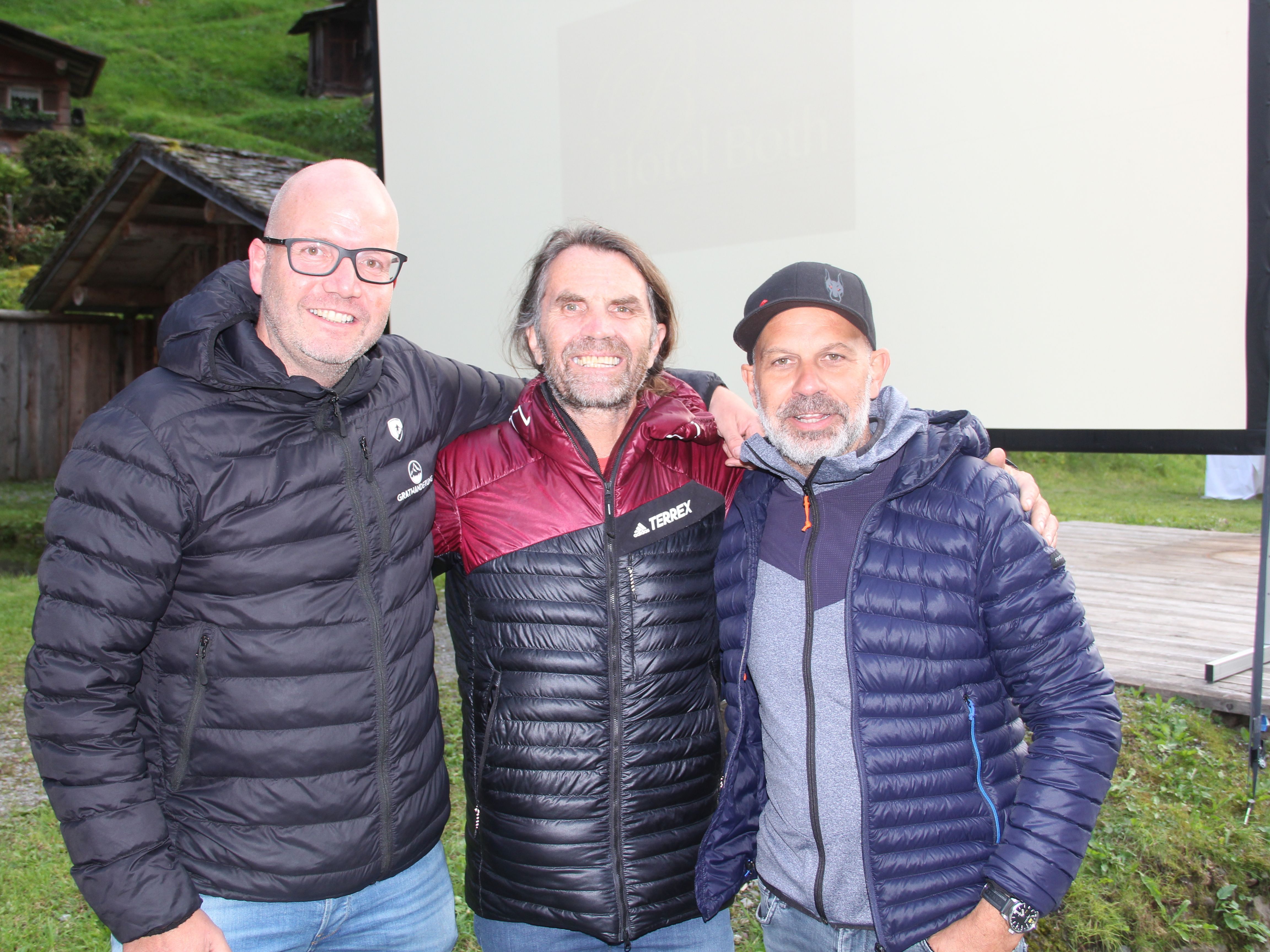 Andreas Aczel, Thomas Huber und Jürgen Kuster bei „ihrer Gratwanderung“. Andreas Aczel, Thomas Huber und Jürgen Kuster bei „ihrer Gratwanderung“.