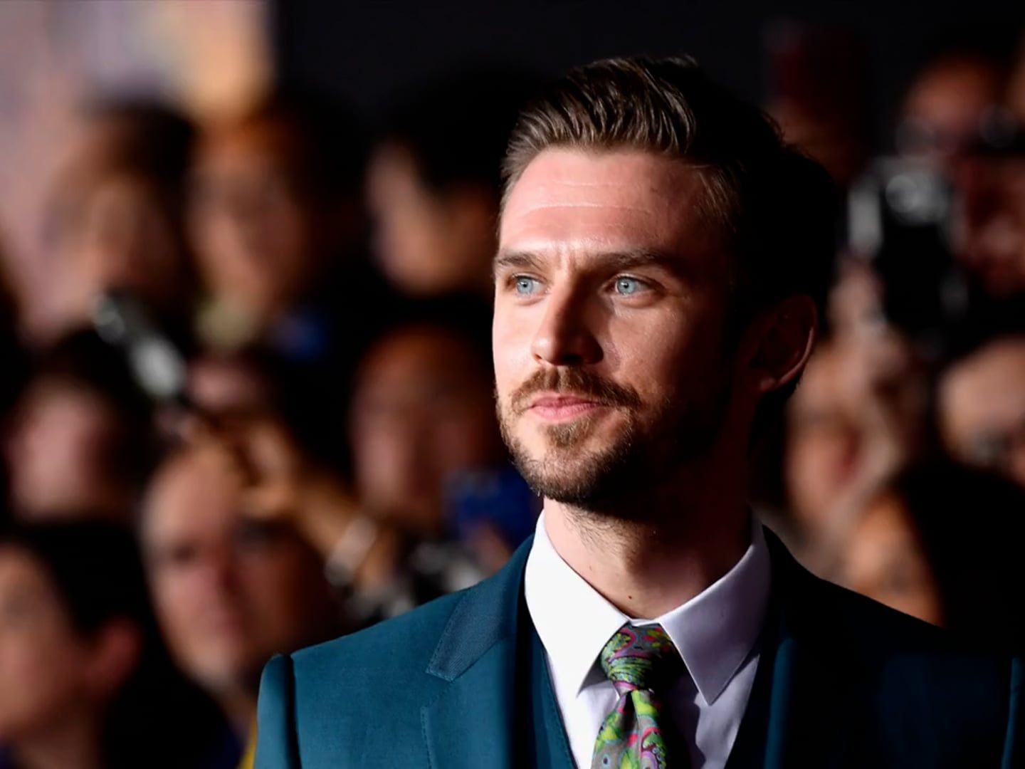 "Downton Abbey"-Star Dan Stevens verrät, warum er bei der Serie ausgestiegen ist "Downton Abbey"-Star Dan Stevens verrät, warum er bei der Serie ausgestiegen ist