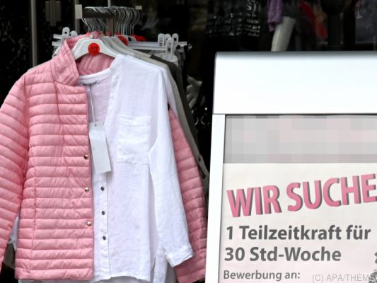 Arbeitslosigkeit samt Schulungszahl auf 2012er-Wert gesunken