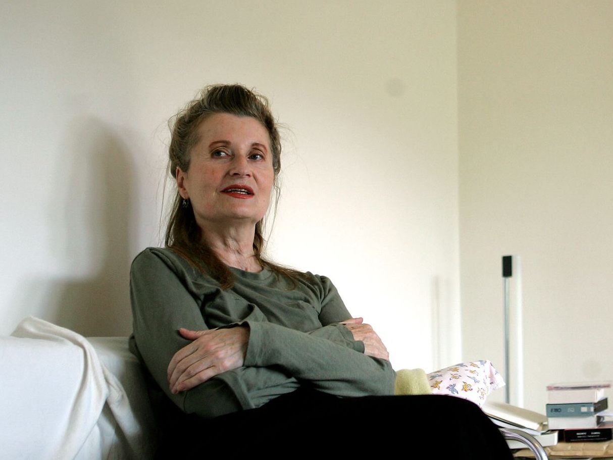 Die österreichische Schriftstellerin, Theaterautorin und Nobelpreisträgerin Elfriede Jelinek wird 75 Die österreichische Schriftstellerin, Theaterautorin und Nobelpreisträgerin Elfriede Jelinek wird 75