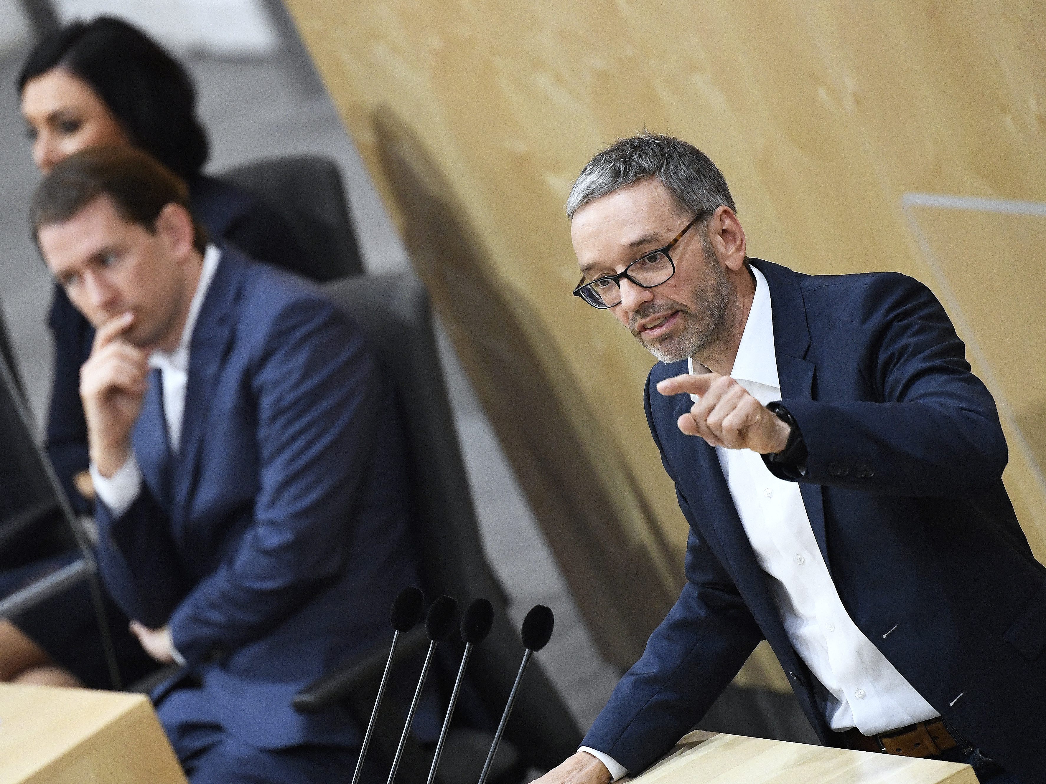 Die Steuerreform ist in den Augen der FPÖ "eine reine Mogelpackung zulasten der Bevölkerung". Die Steuerreform ist in den Augen der FPÖ "eine reine Mogelpackung zulasten der Bevölkerung".