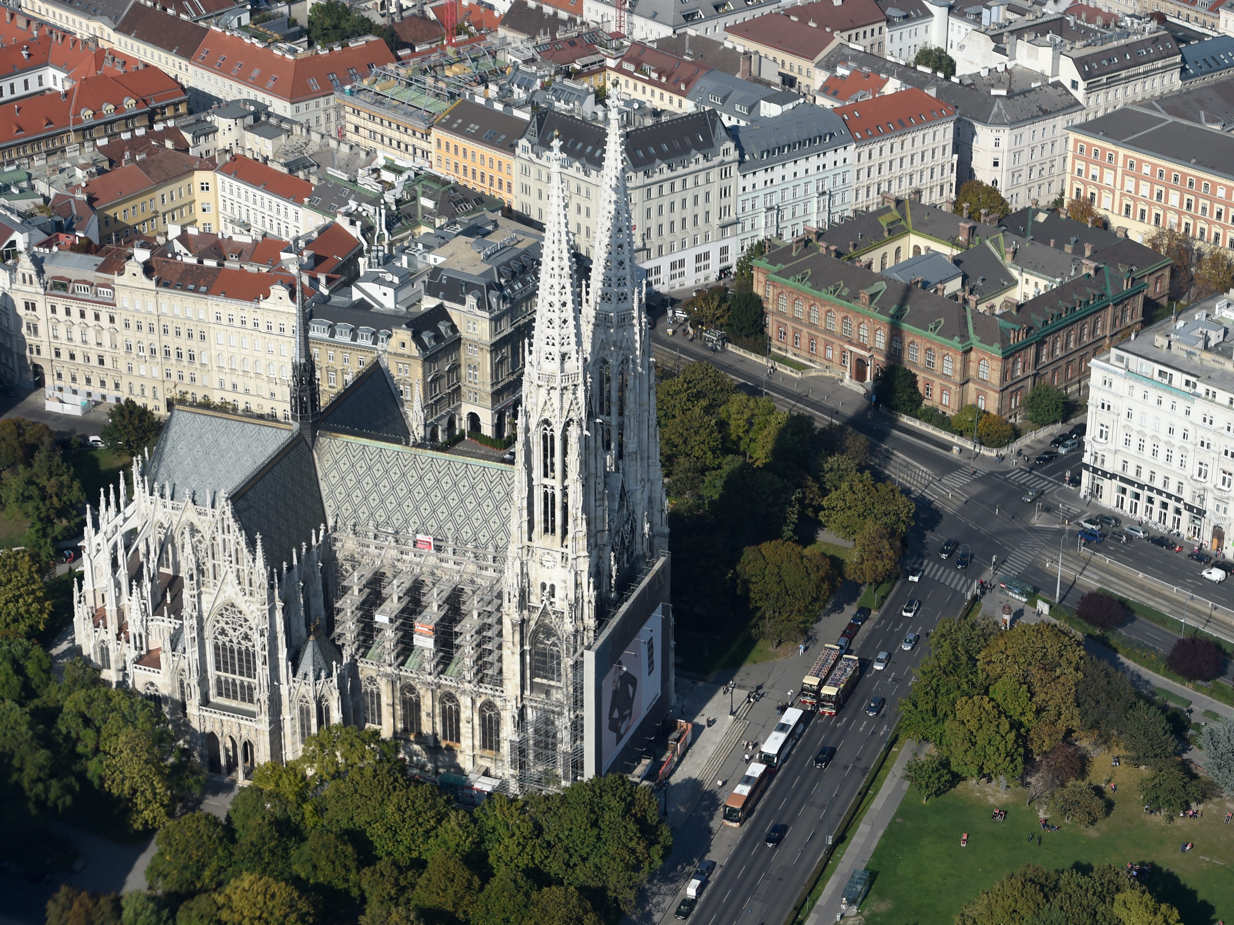 Neu konzipiertes Mini-Museum in der Wiener Votivkirche. Neu konzipiertes Mini-Museum in der Wiener Votivkirche.