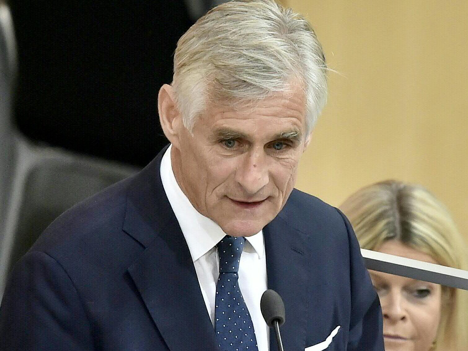 Seit einer Woche ist Michael Linhart Außenminister.