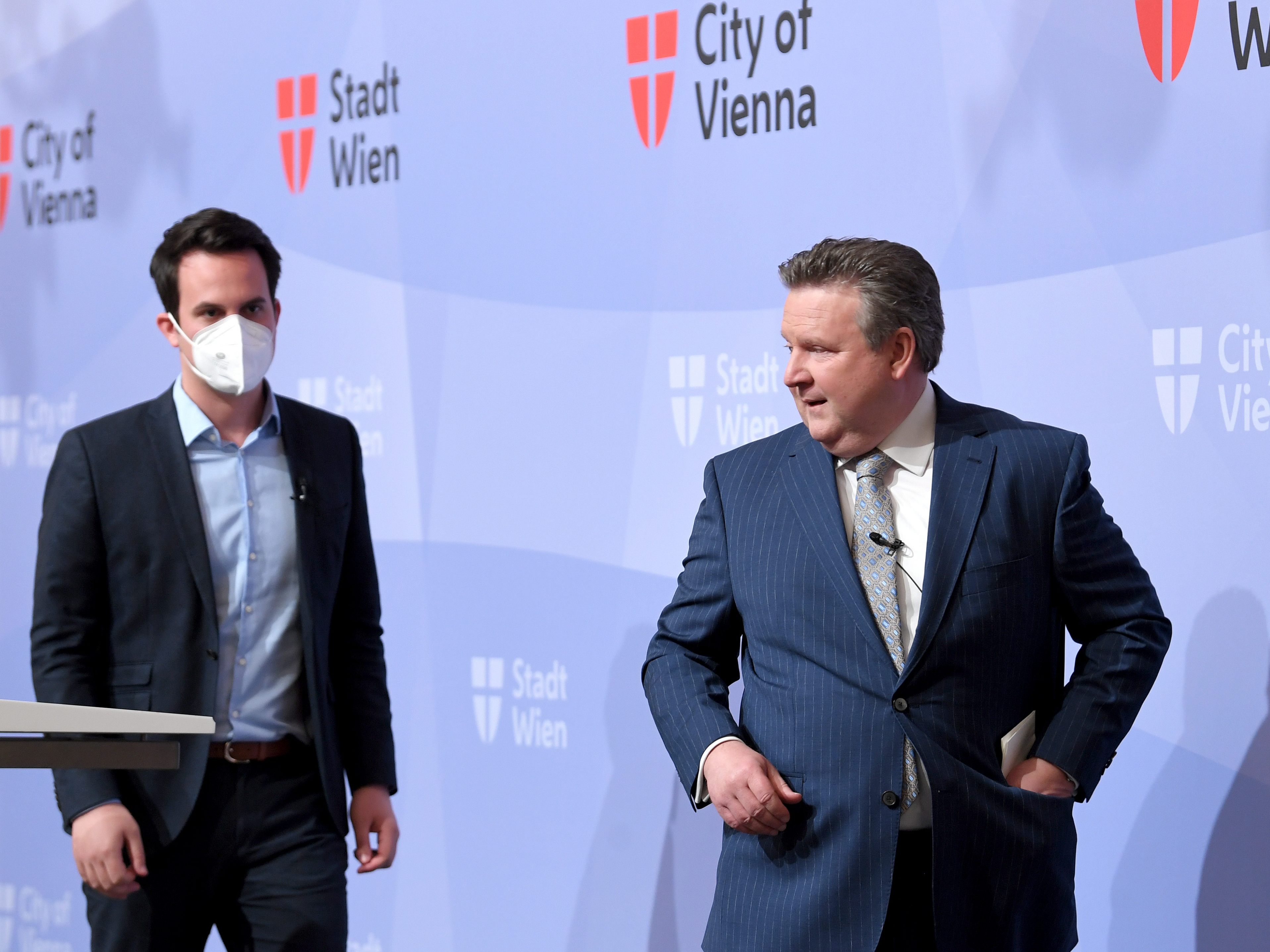 Christoph Wiederkehr sieht einen "Machtrausch" bei Sebastian Kurz. Christoph Wiederkehr sieht einen "Machtrausch" bei Sebastian Kurz.