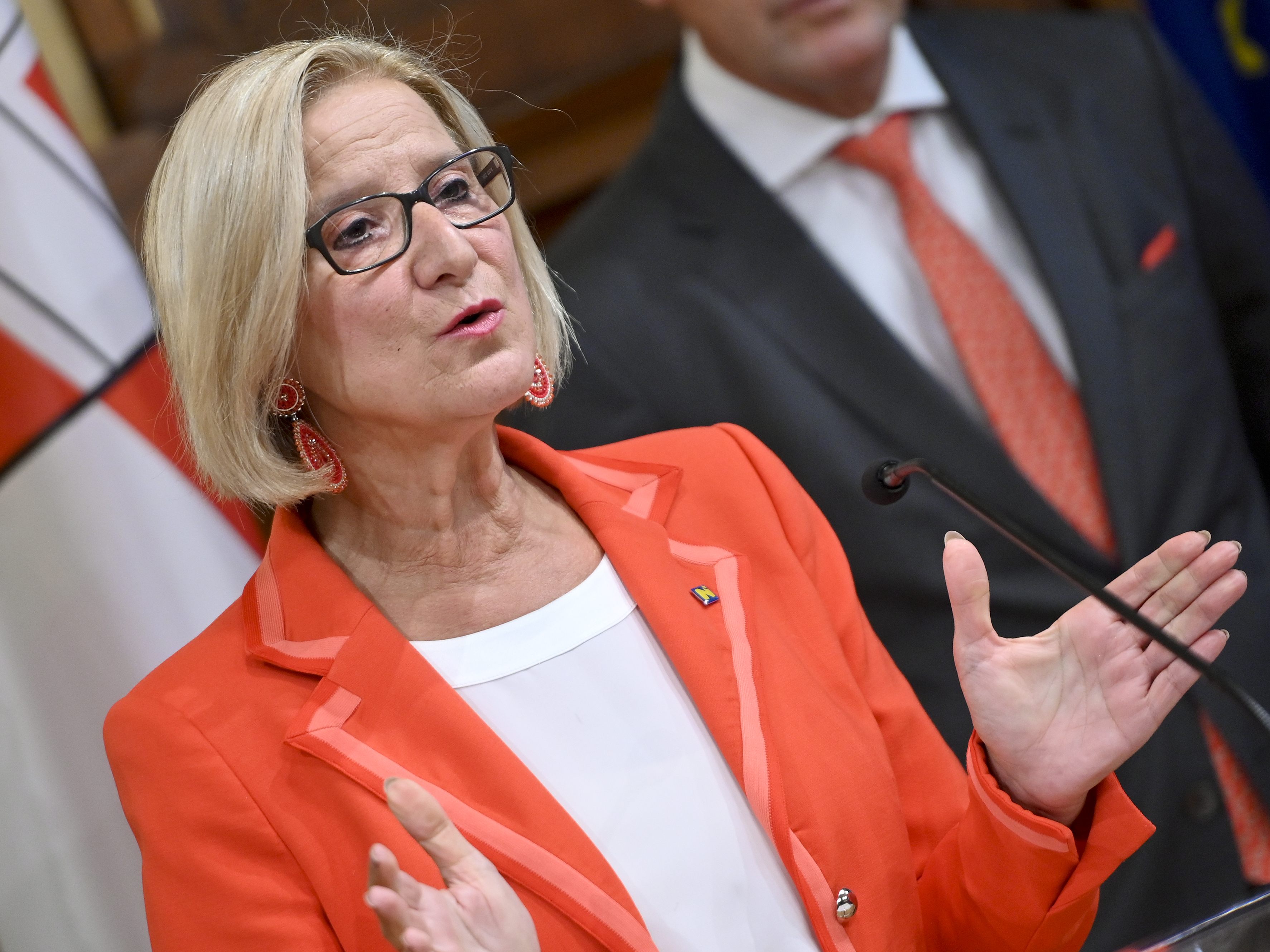 Mikl-Leitner kommentiert die ÖVP-Ermittlungen: "Können Chats nicht so stehen lassen" Mikl-Leitner kommentiert die ÖVP-Ermittlungen: "Können Chats nicht so stehen lassen"