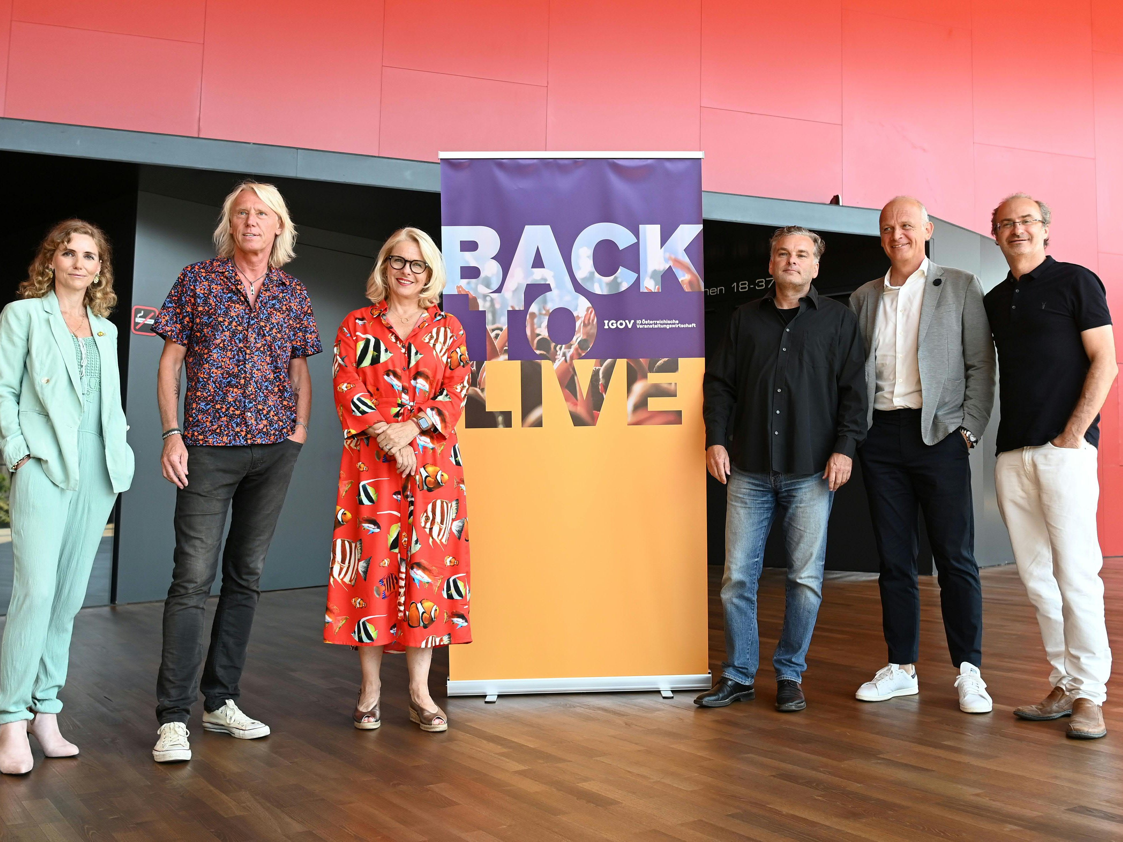 Mit unter dem Motto "Back to Live" will die Wiener Stadthalle mit vielen Konzerten in den Herbst 2021 starten. Mit unter dem Motto "Back to Live" will die Wiener Stadthalle mit vielen Konzerten in den Herbst 2021 starten.