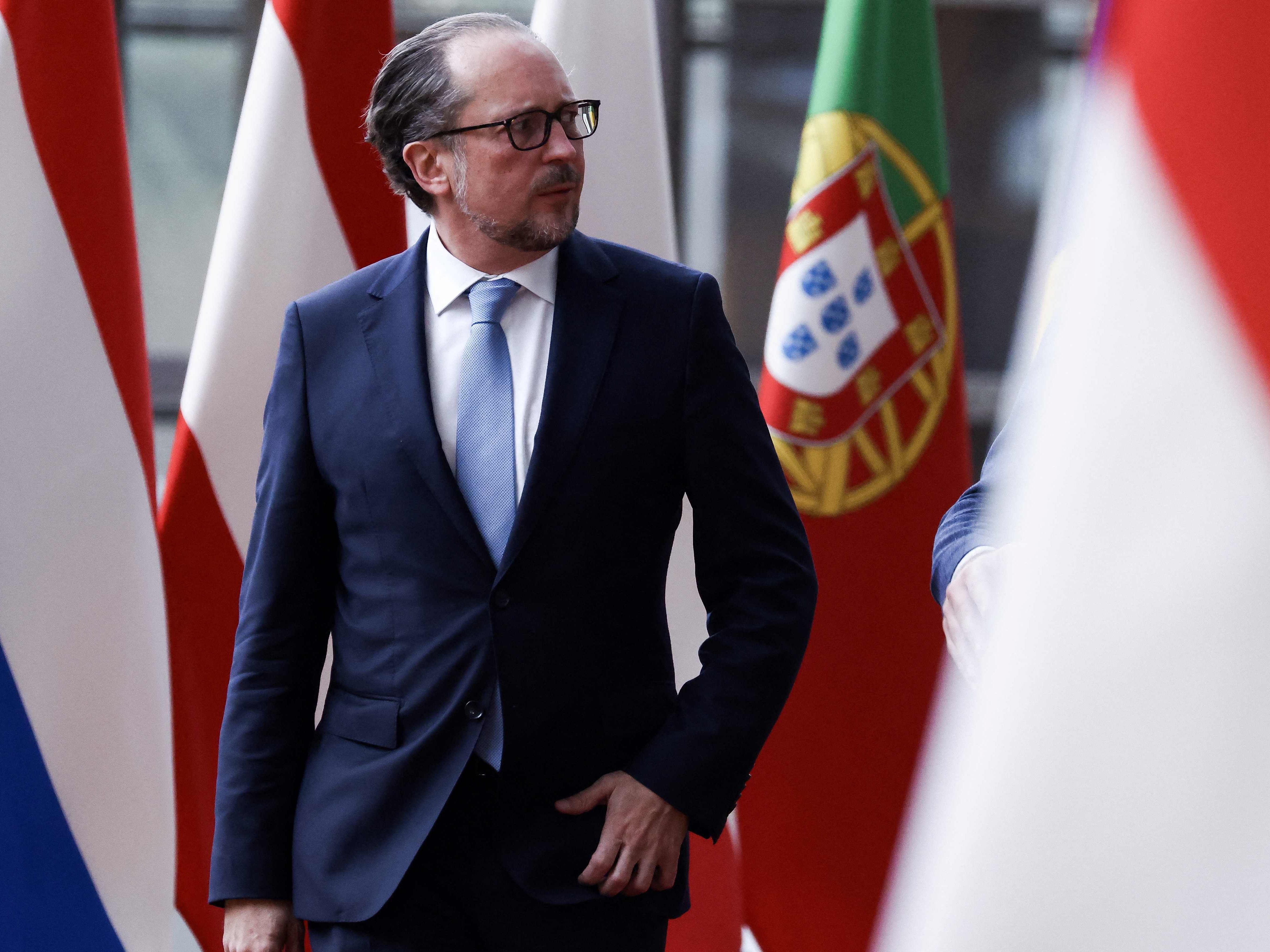 Bundeskanzler Alexander Schallenberg nimmt am Donnerstag und Freitag an seinem ersten EU-Gipfel im neuen Amt teil. Bundeskanzler Alexander Schallenberg nimmt am Donnerstag und Freitag an seinem ersten EU-Gipfel im neuen Amt teil.