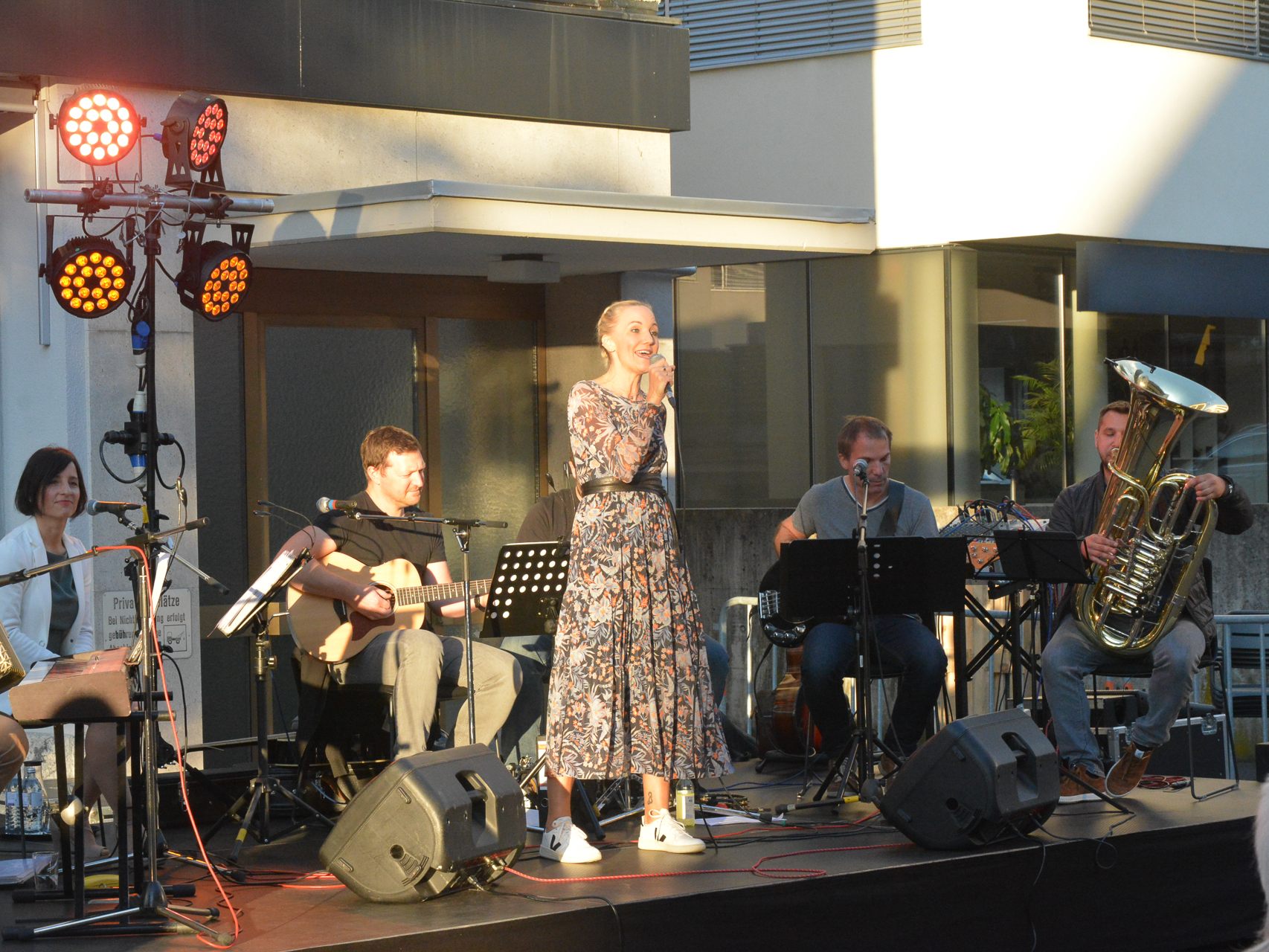 Ingrid Hofer präsentierte erstmals bei der Langen Nacht der Musik ihr Kilbi-Lied. Ingrid Hofer präsentierte erstmals bei der Langen Nacht der Musik ihr Kilbi-Lied.