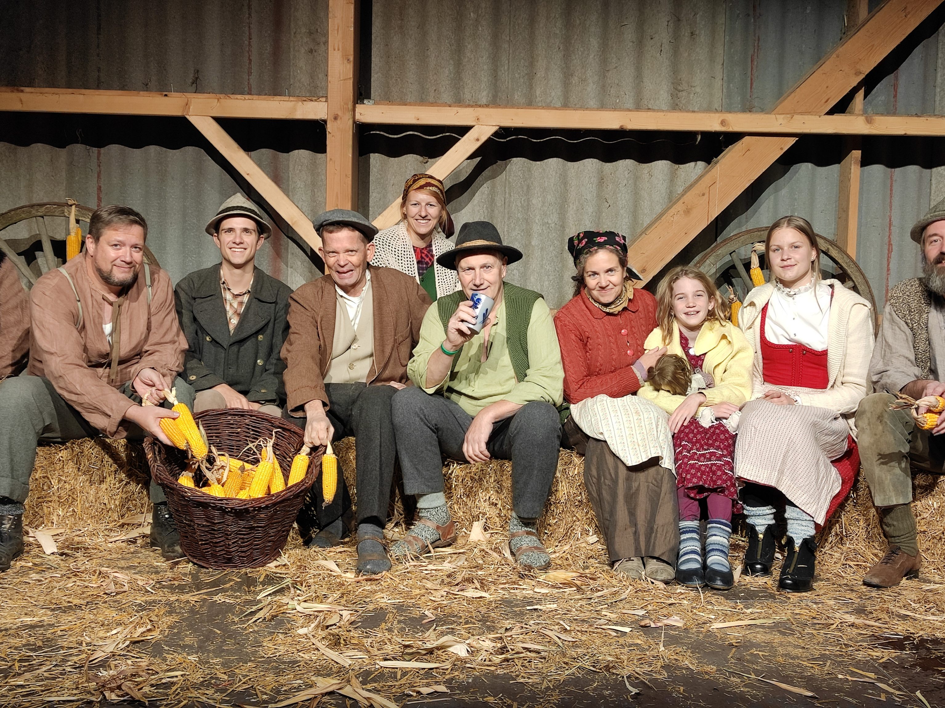 „Herbschtôbod im Hauodosand“ - Ein Abend mit der "Luschnouar Bühne" „Herbschtôbod im Hauodosand“ - Ein Abend mit der "Luschnouar Bühne"