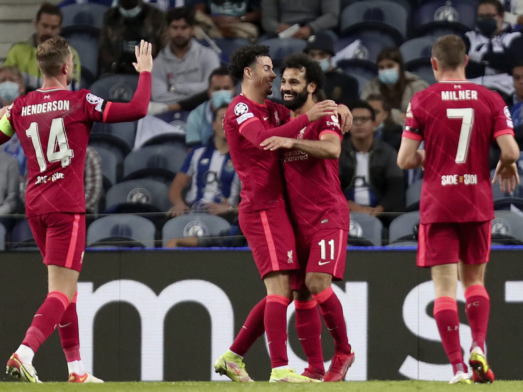 Klopp über Salah: "Was er macht, ist mit normalen Füßen gar nicht möglich" Klopp über Salah: "Was er macht, ist mit normalen Füßen gar nicht möglich"