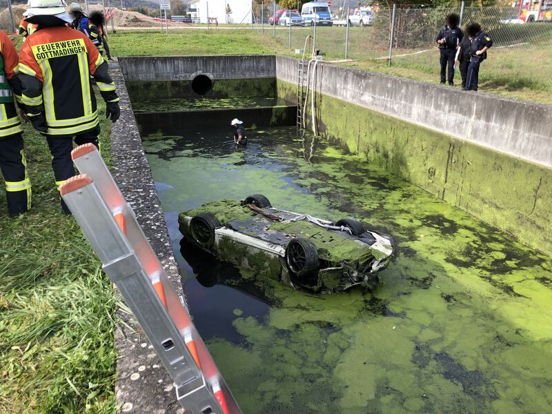 Lenker lat tot im Porsche