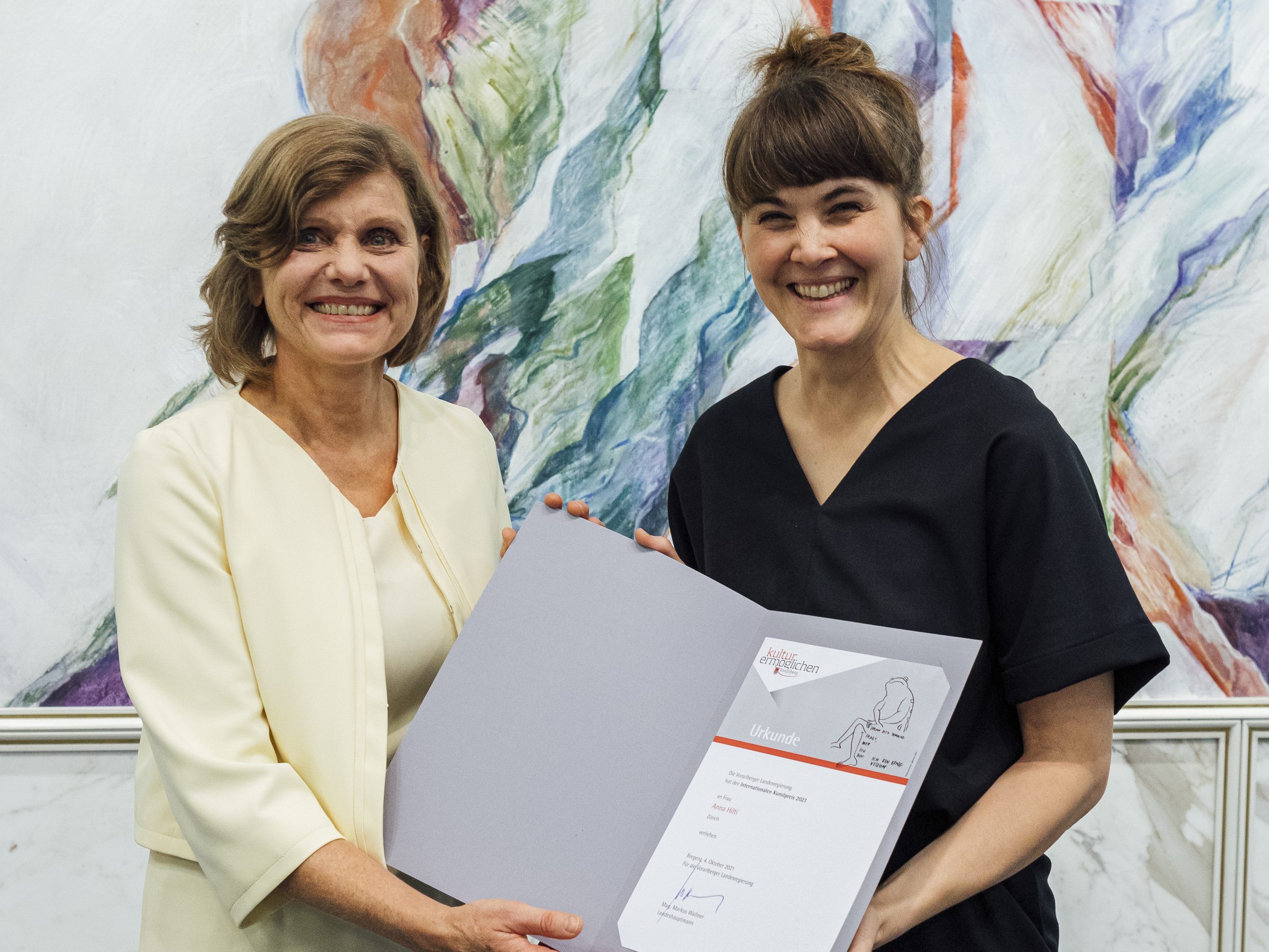 Internationaler Kunstpreis des Landes Vorarlberg an Anna Hilti überreicht.