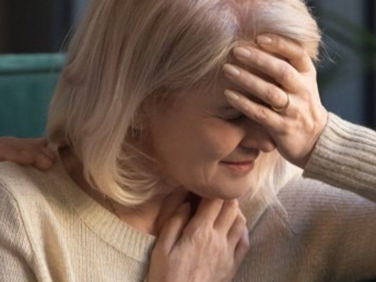 Vor allem Frauen sind vom Broken-Heart-Syndrom betroffen.
