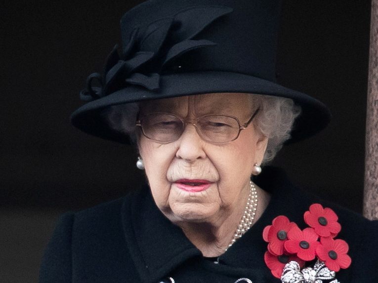 Der Queen gehe es wohl nicht so gut der Palast preisgibt. Der Queen gehe es wohl nicht so gut der Palast preisgibt.