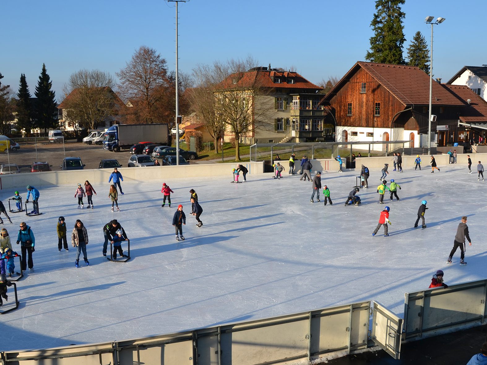 Der Eislaufplatz Gastra in Rankweil Der Eislaufplatz Gastra in Rankweil