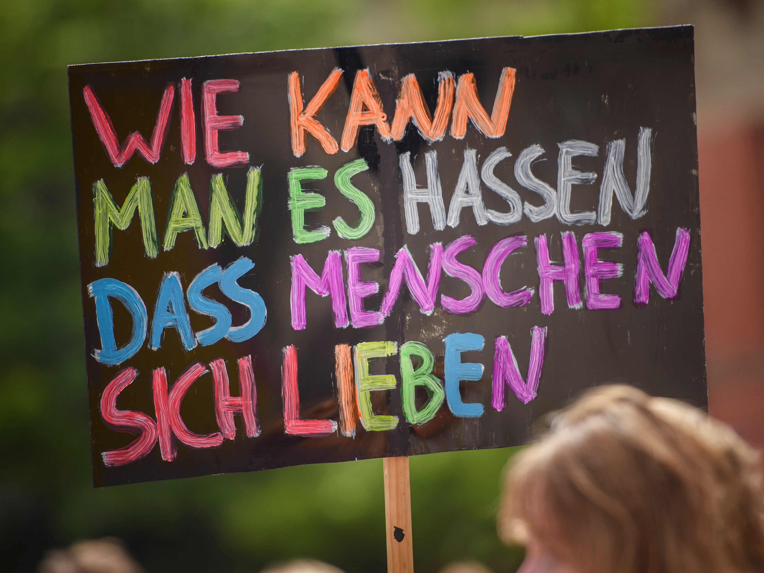 Deutsche LGBTQIA+-Community Deutsche LGBTQIA+-Community