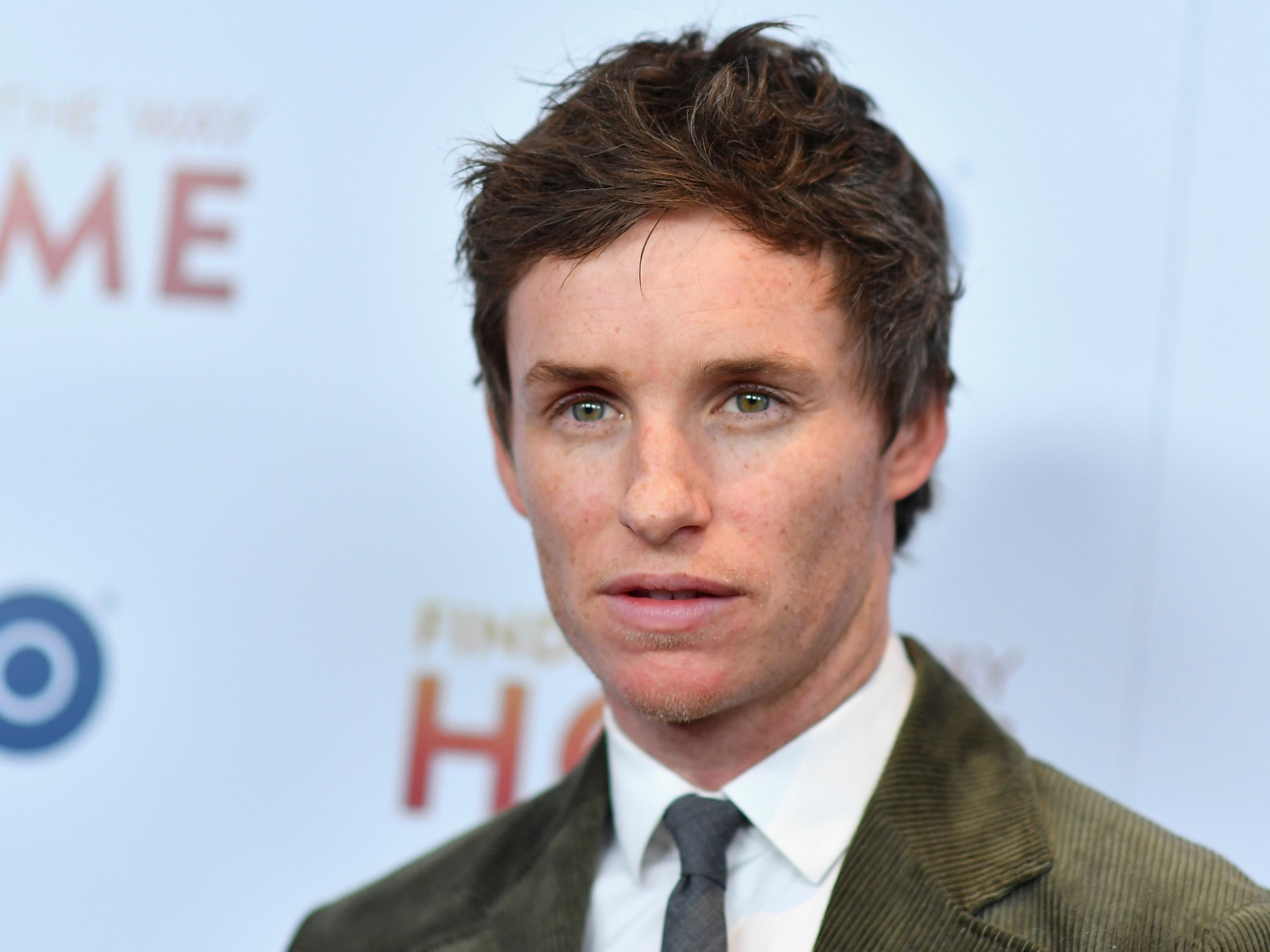 Eddie Redmayne äußerte sich zur Kritik über seine Rolle in "The Danish Girl". Eddie Redmayne äußerte sich zur Kritik über seine Rolle in "The Danish Girl".