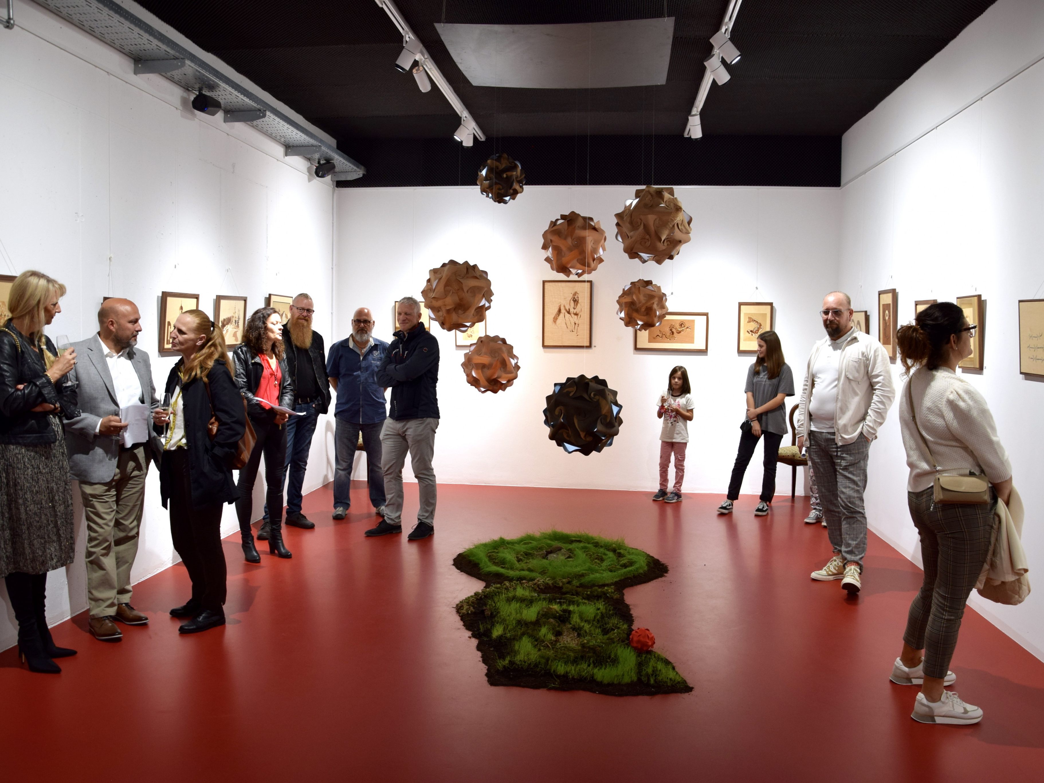 Ausstellung von Markus Khüny und Birgit Sargant in der Kellergalerie kukuphi in Bludenz Ausstellung von Markus Khüny und Birgit Sargant in der Kellergalerie kukuphi in Bludenz