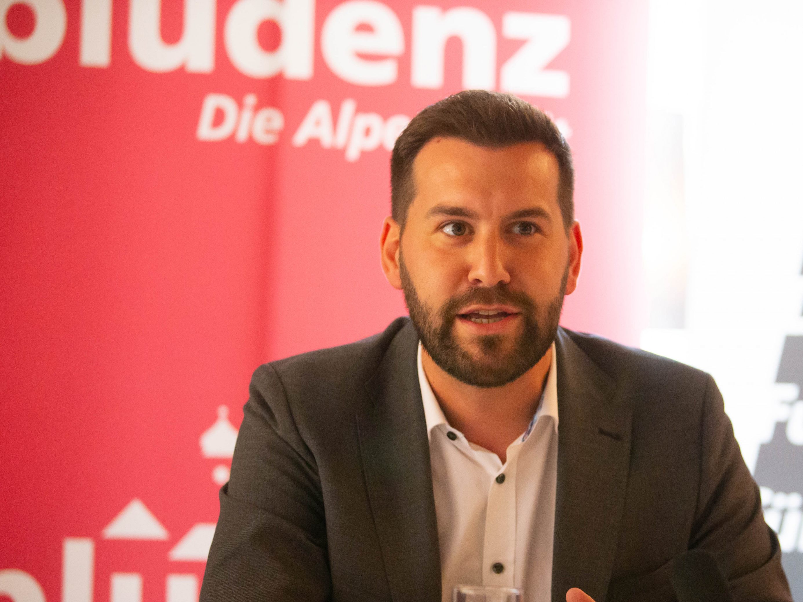 Simon Tschann wurde positiv getestet Simon Tschann wurde positiv getestet