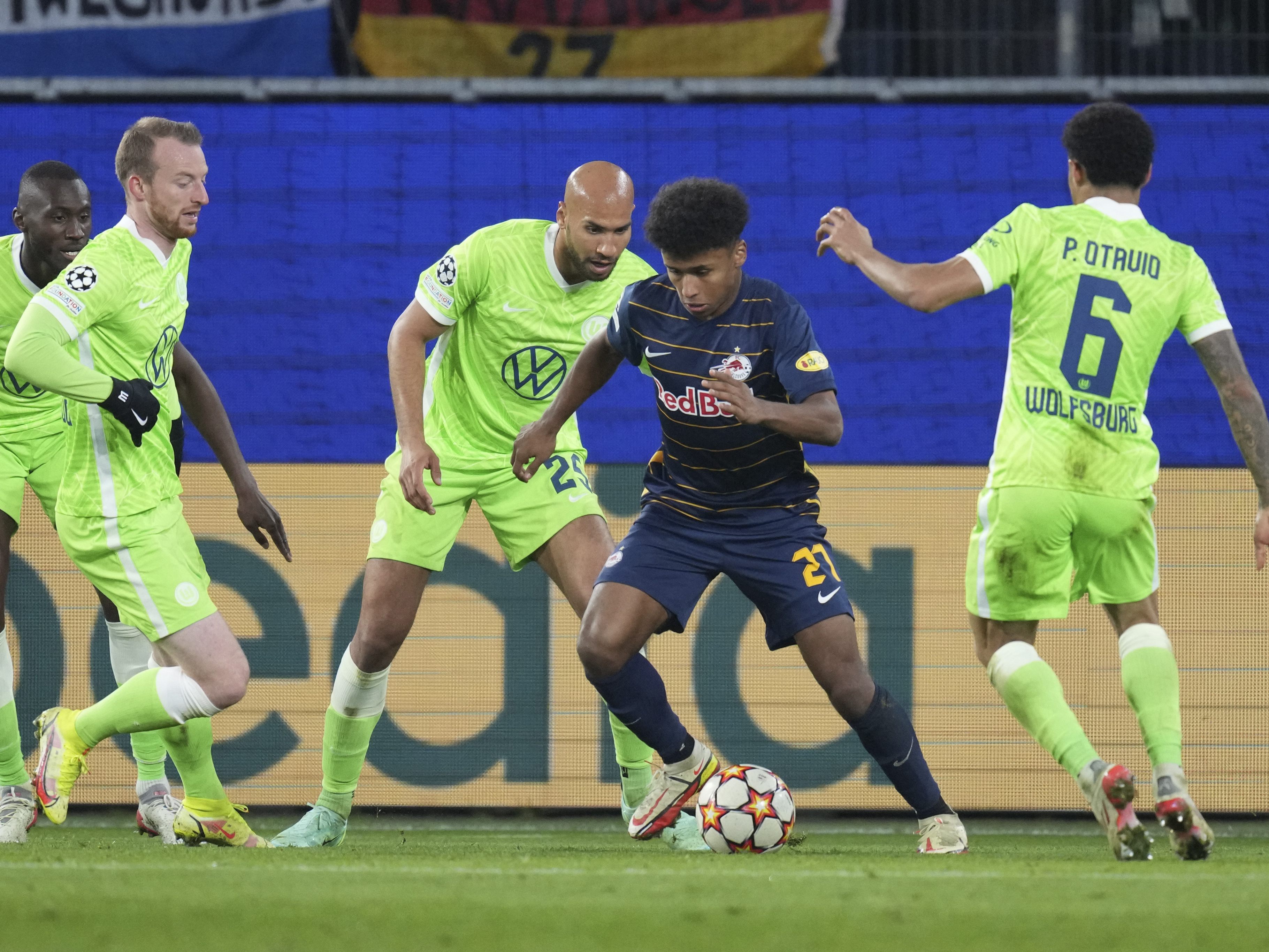Auch Shooting-Star Karim Adeyemi konnte die Niederlage nicht verhindern. Auch Shooting-Star Karim Adeyemi konnte die Niederlage nicht verhindern.