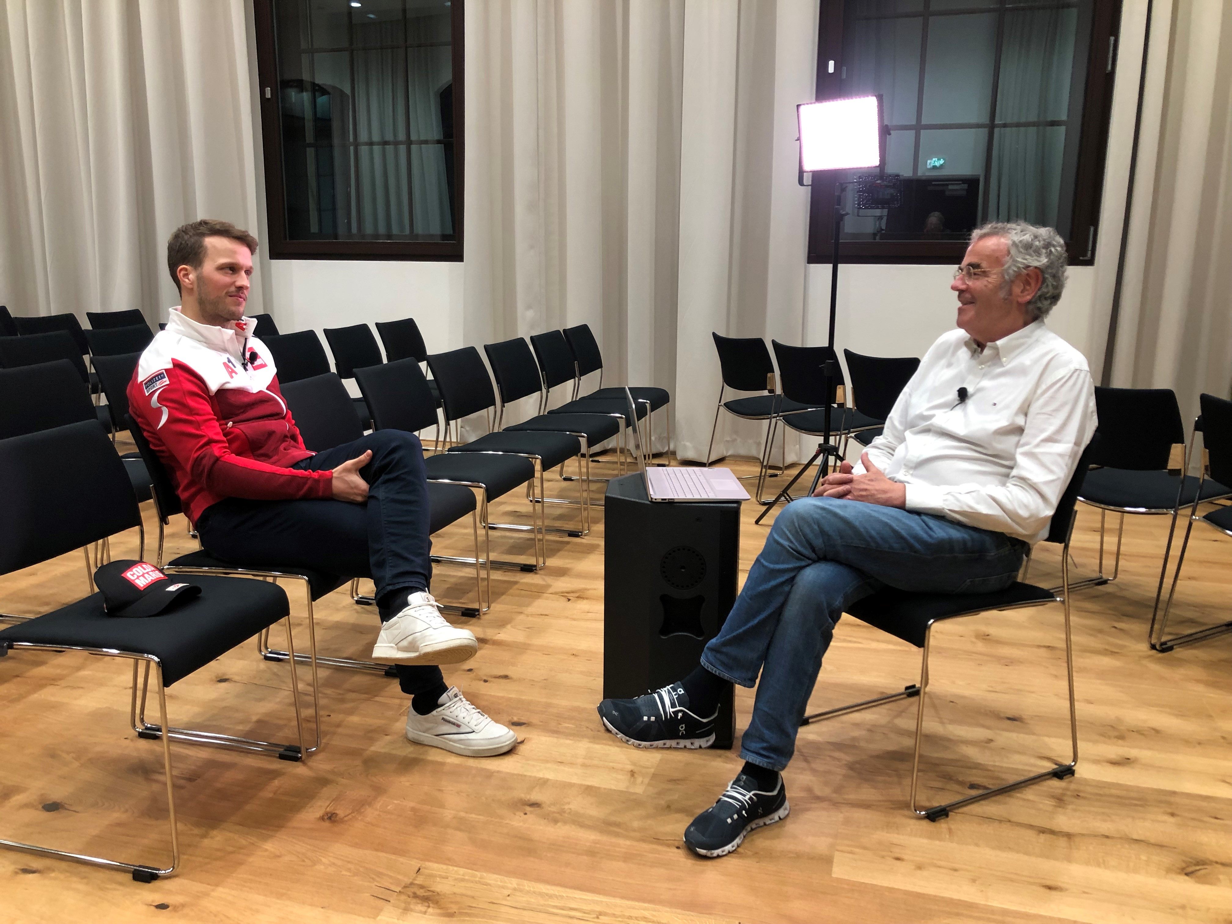 Christian Hischbühl im Gespräch mit Johannes Schmidle Christian Hischbühl im Gespräch mit Johannes Schmidle