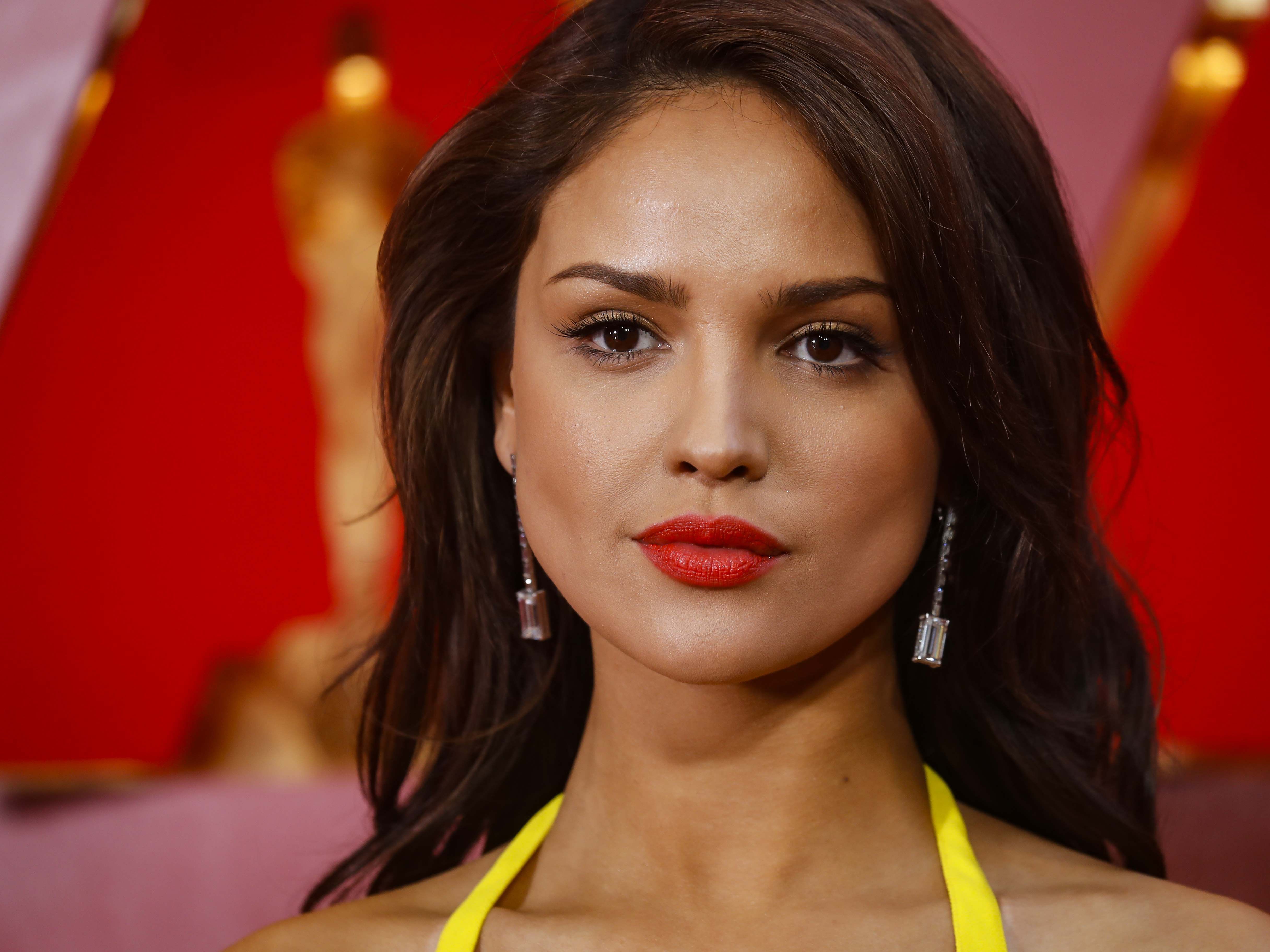 Eiza González.